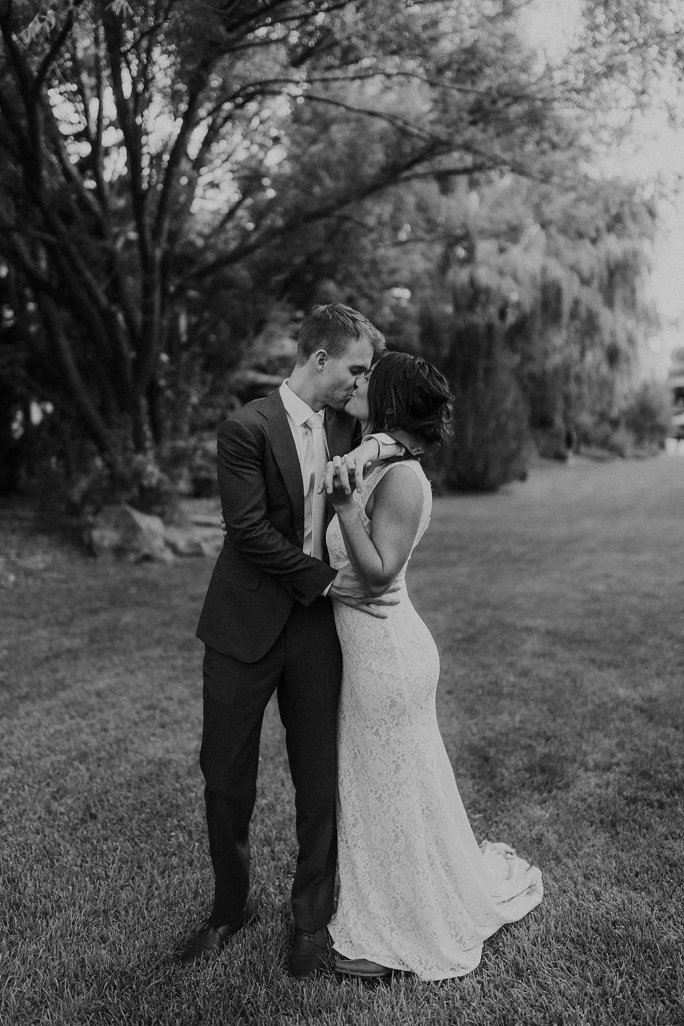 Alicia+lucia+photography+-+taos+wedding+-+el+monte+sagrado+wedding+-+taos+gorge+wedding_0074.jpg