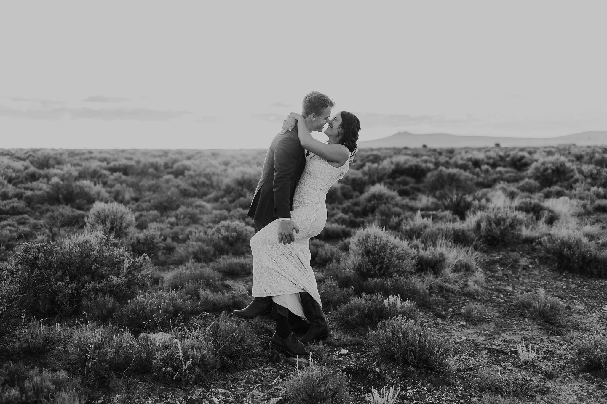 Alicia+lucia+photography+-+taos+wedding+-+el+monte+sagrado+wedding+-+taos+gorge+wedding_0116.jpg