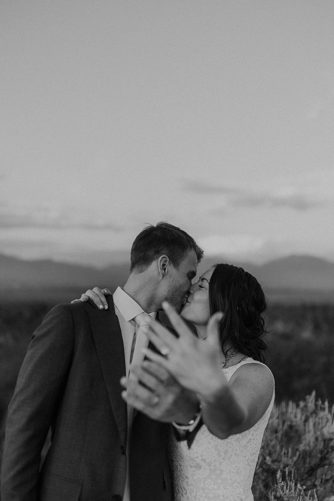 Alicia+lucia+photography+-+taos+wedding+-+el+monte+sagrado+wedding+-+taos+gorge+wedding_0134.jpg