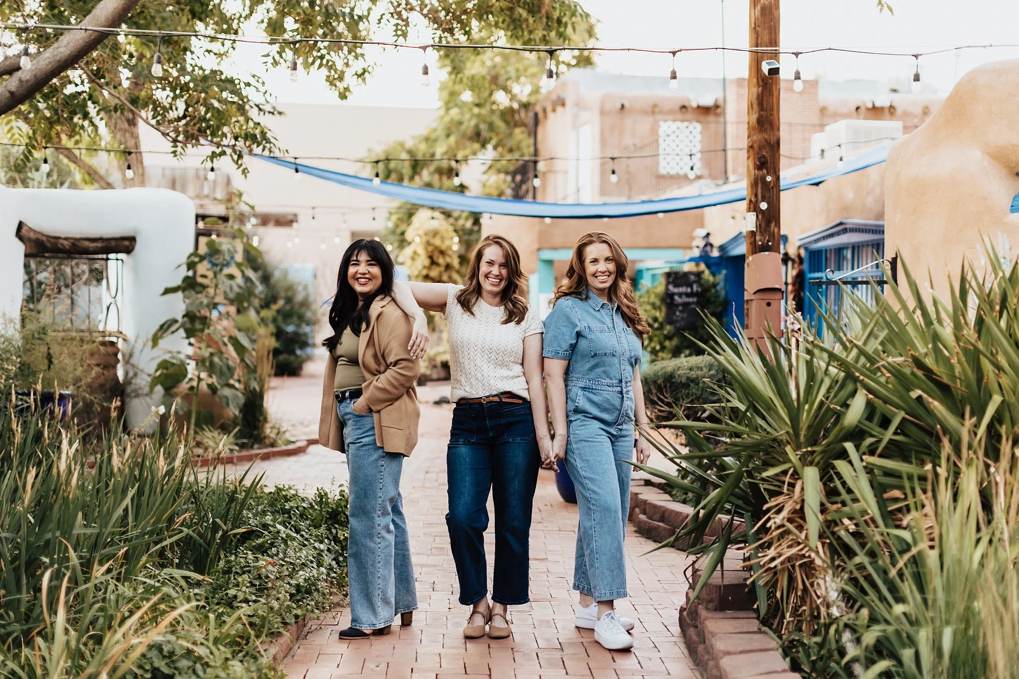 Alicia+lucia+photography+-+portraits+-+old+town+albuquerque+-+albuquerque+portraits_0001.jpg