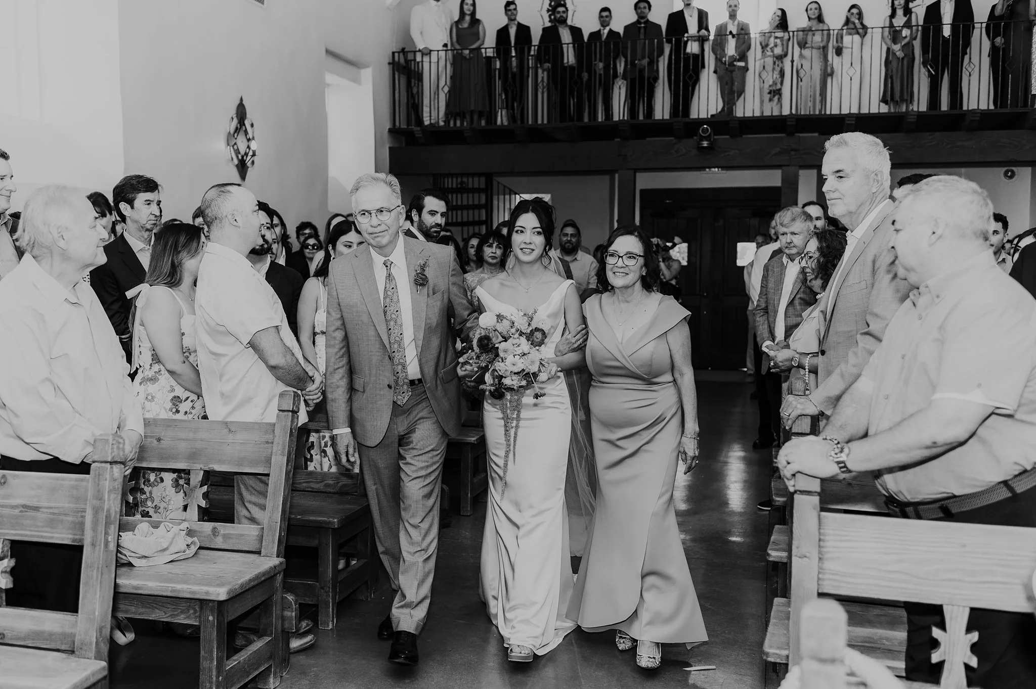 Alicia+lucia+photography+-+hotel+albuquerque+-+old+town+wedding+-+albuquerque+wedding_0039.jpg