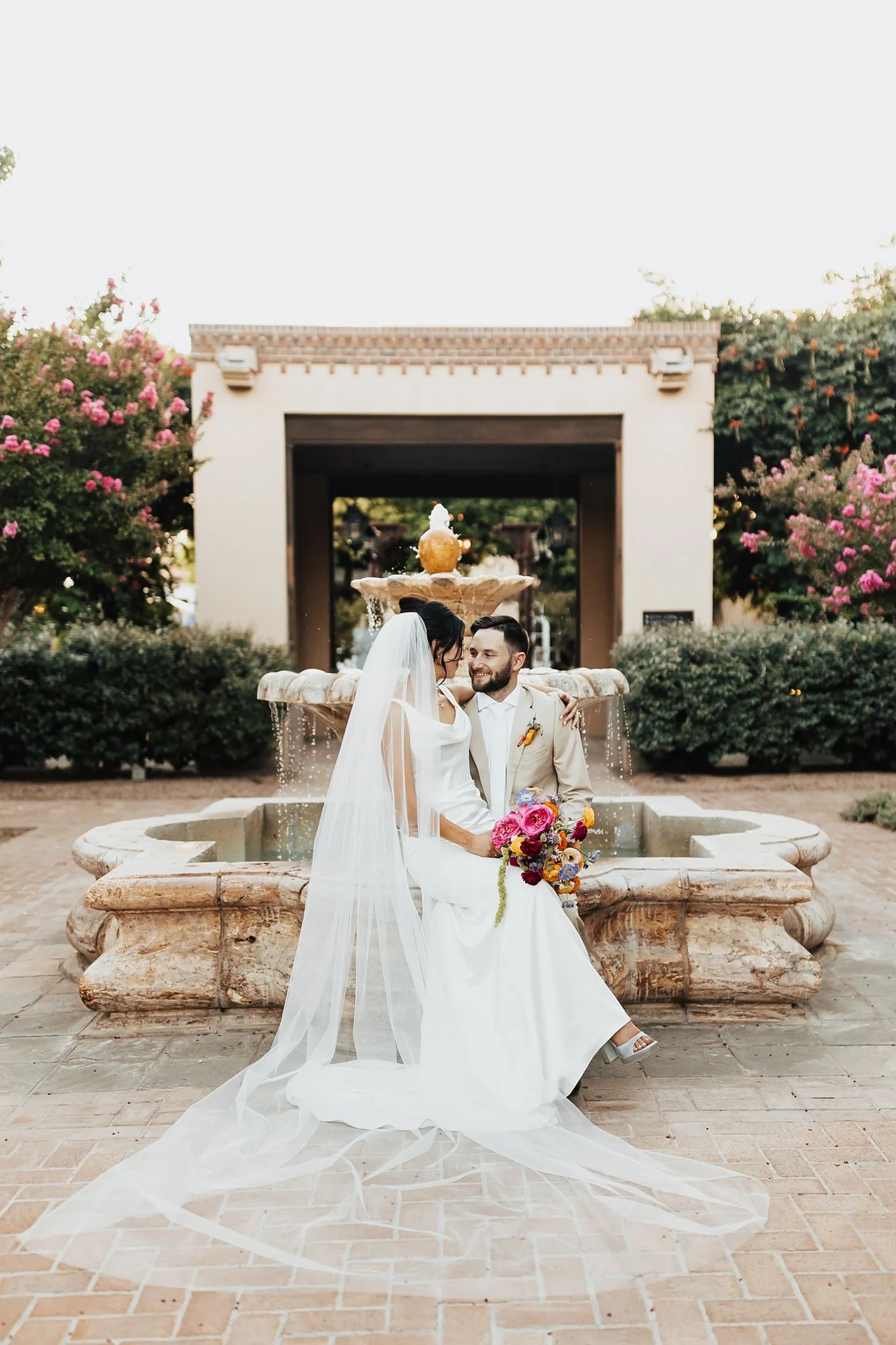 Alicia+lucia+photography+-+hotel+albuquerque+-+old+town+wedding+-+albuquerque+wedding_0094.jpg