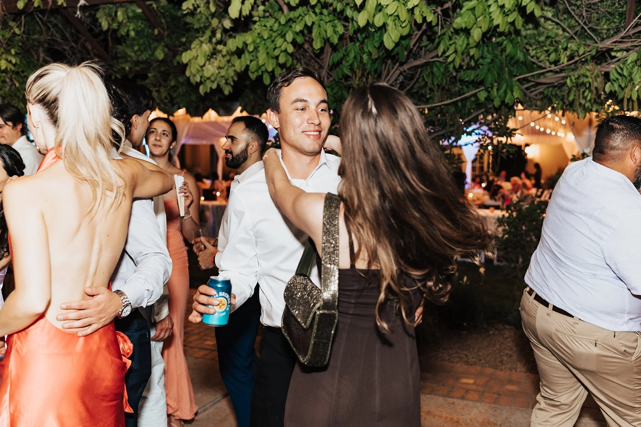 Alicia+lucia+photography+-+hotel+albuquerque+-+old+town+wedding+-+albuquerque+wedding_0155.jpg