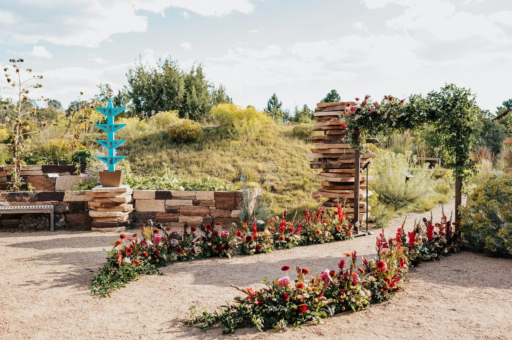 Alicia+lucia+photography+-+santa+fe+botanical+garden+-+santa+fe+botanic+garden+-+destination+wedding_0006.jpg