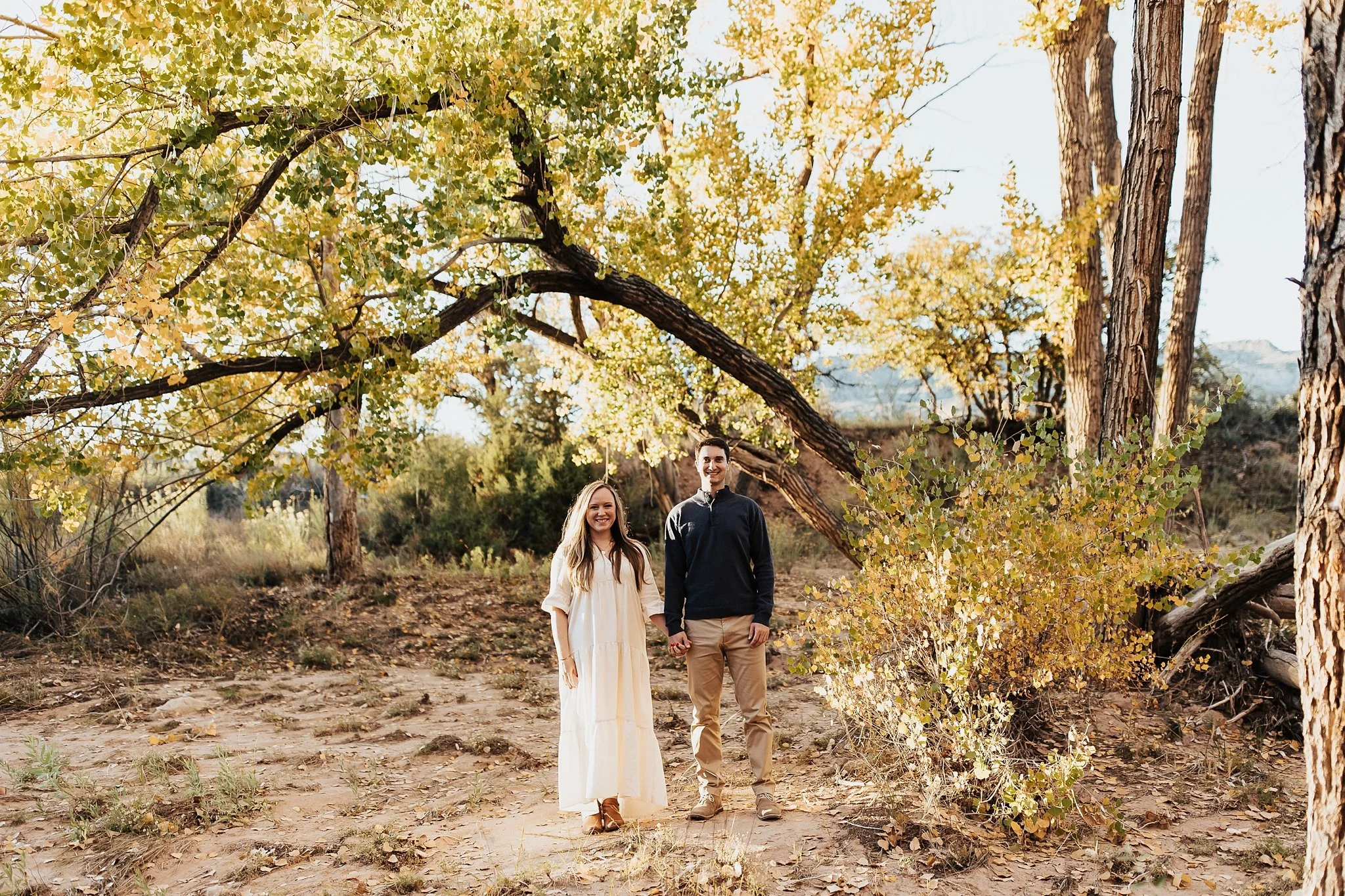 Alicia+lucia+photography+-+engagement+-+ghost+ranch+engagement+-+ghost+ranch+wedding+-+santa+fe+engagement_0005.jpg