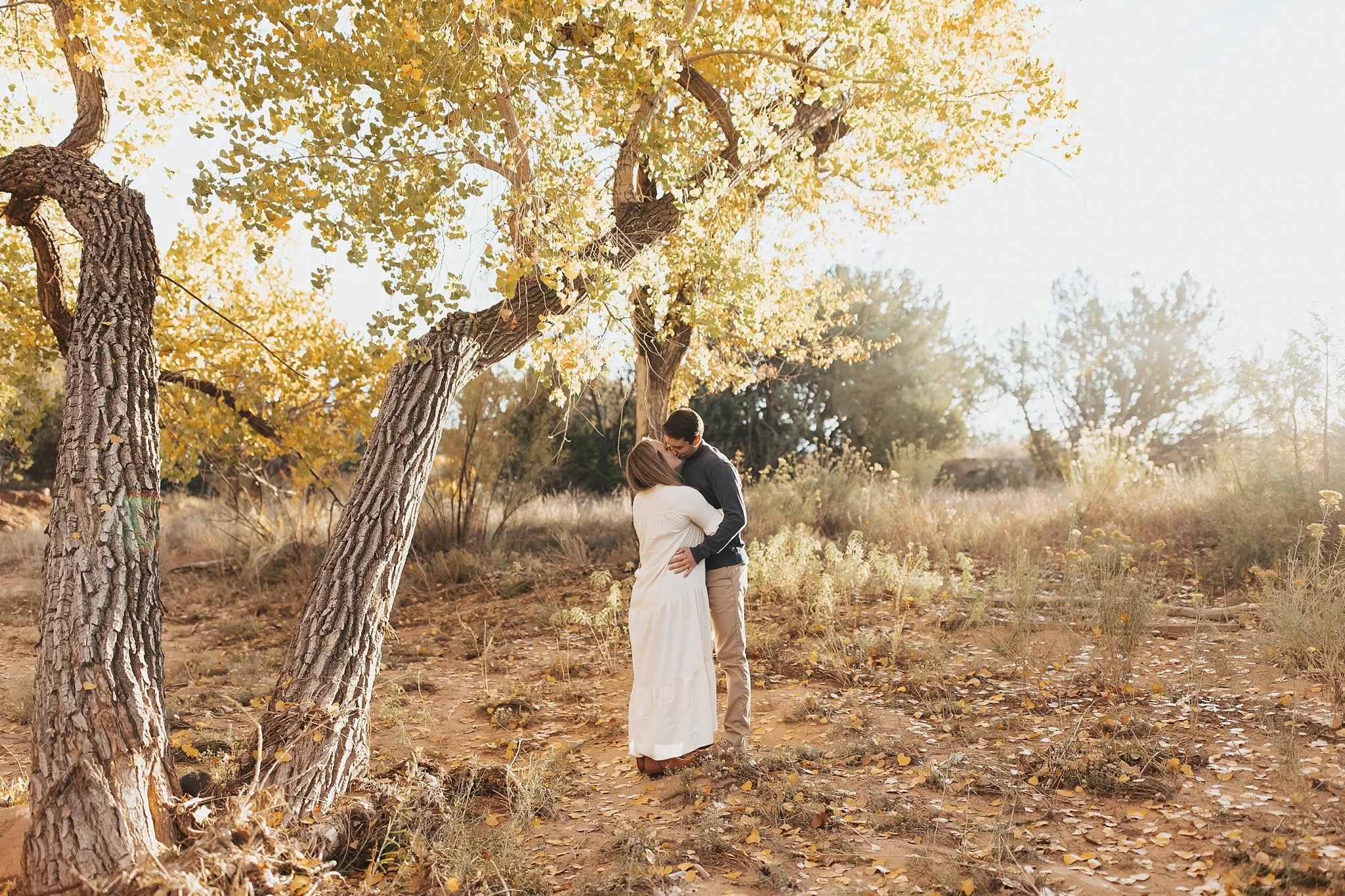 Alicia+lucia+photography+-+engagement+-+ghost+ranch+engagement+-+ghost+ranch+wedding+-+santa+fe+engagement_0007.jpg