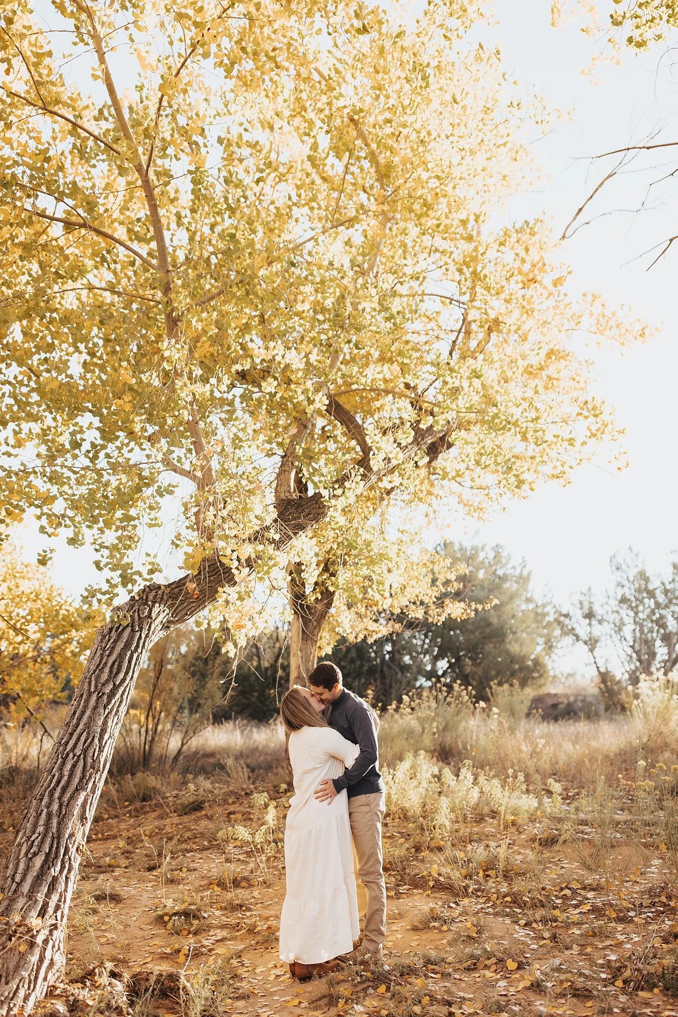 Alicia+lucia+photography+-+engagement+-+ghost+ranch+engagement+-+ghost+ranch+wedding+-+santa+fe+engagement_0008.jpg
