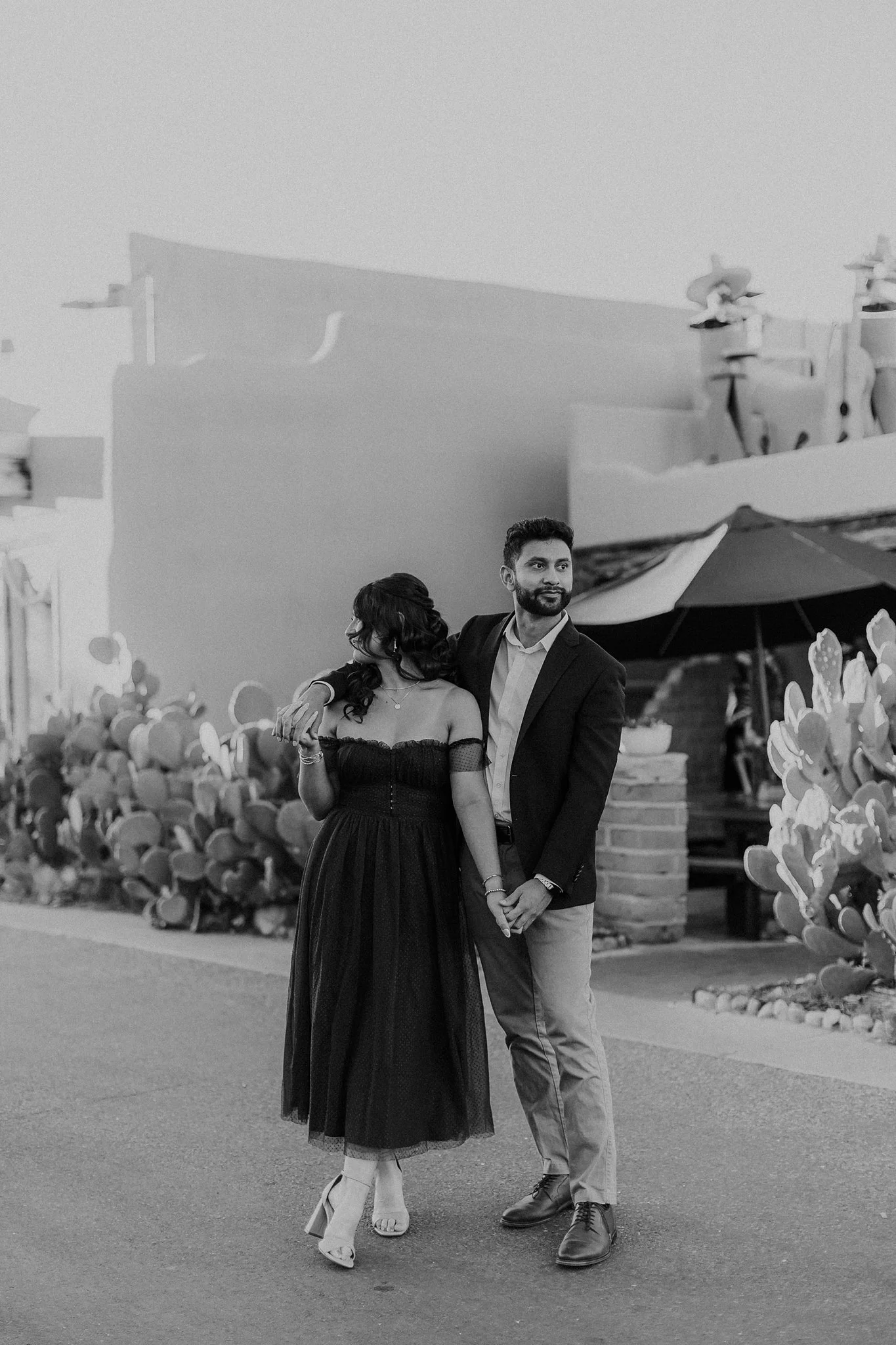 Alicia+lucia+photography+-+southwest+engagement+-+old+town+albuquerque+-+old+town+albuquerque+engagement+-+santa+fe+wedding_0035.jpg