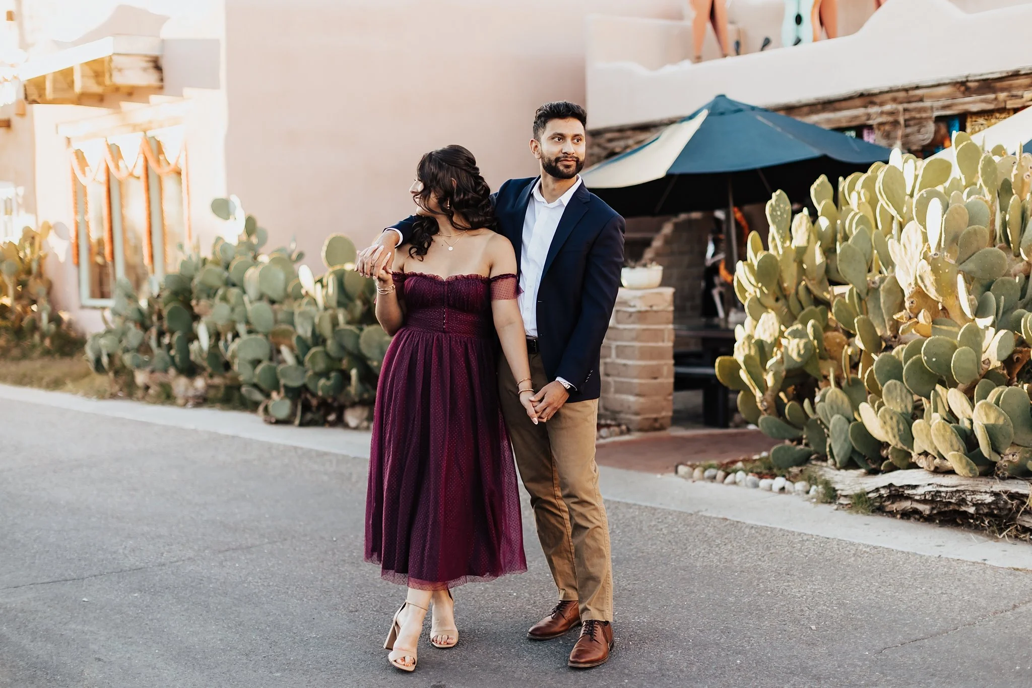 Alicia+lucia+photography+-+southwest+engagement+-+old+town+albuquerque+-+old+town+albuquerque+engagement+-+santa+fe+wedding_0036.jpg