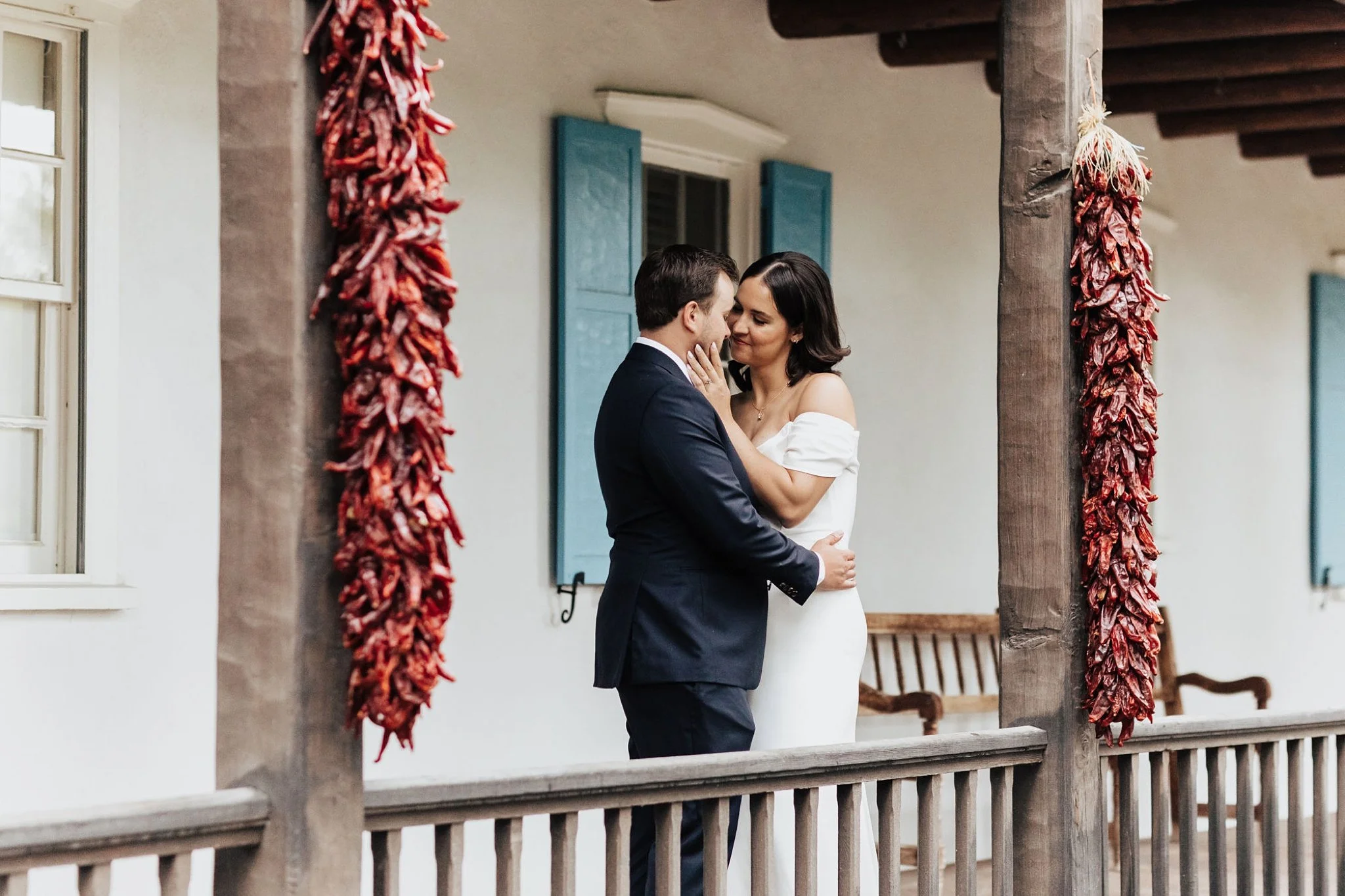 Alicia+lucia+photography+-+destination+wedding+-+destination+wedding+photography+-+los+poblanos+wedding_0189.jpg