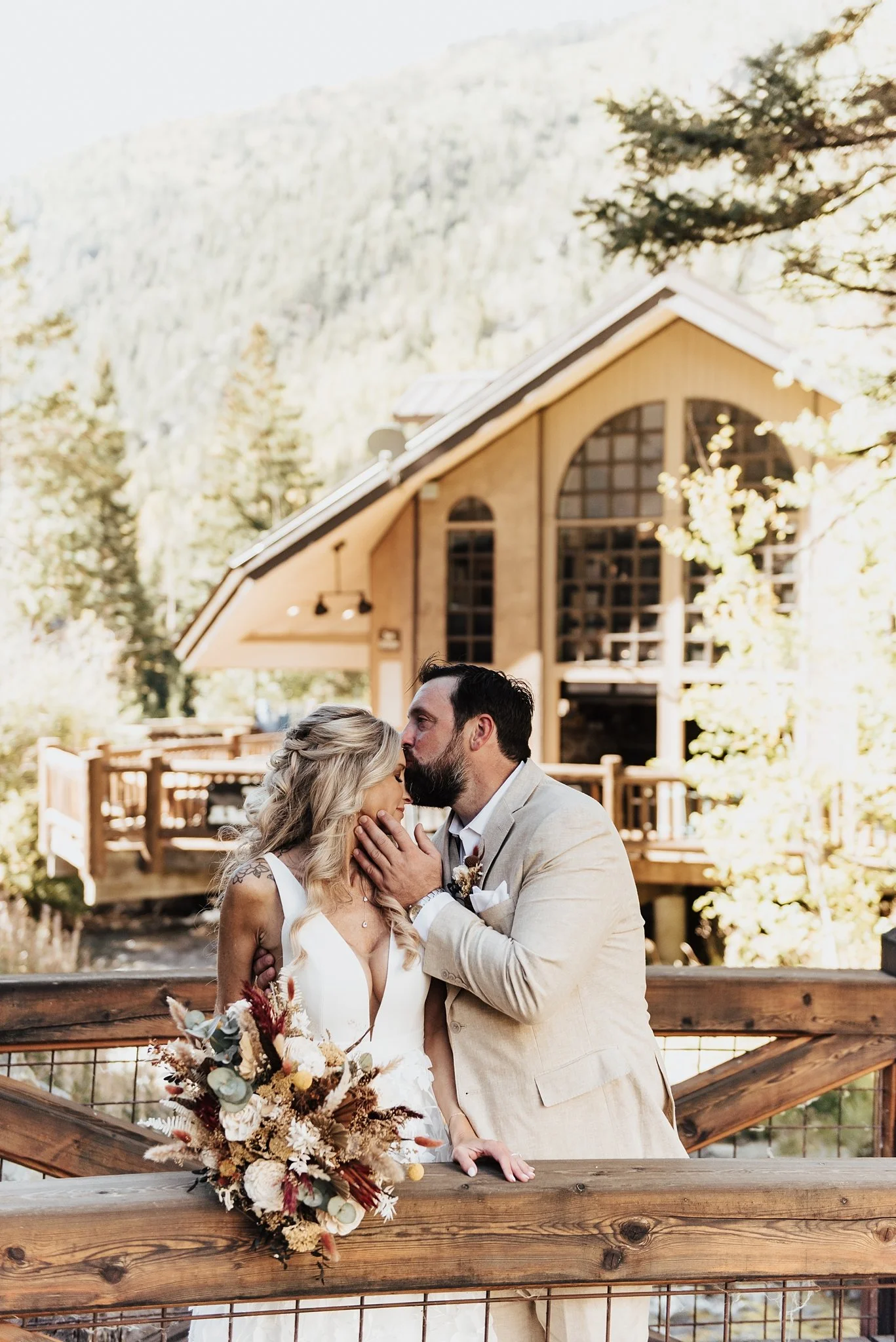 Alicia+lucia+photography+-+taos+wedding+-+taos+ski+valley+-+ski+resort+wedding_0065.jpg