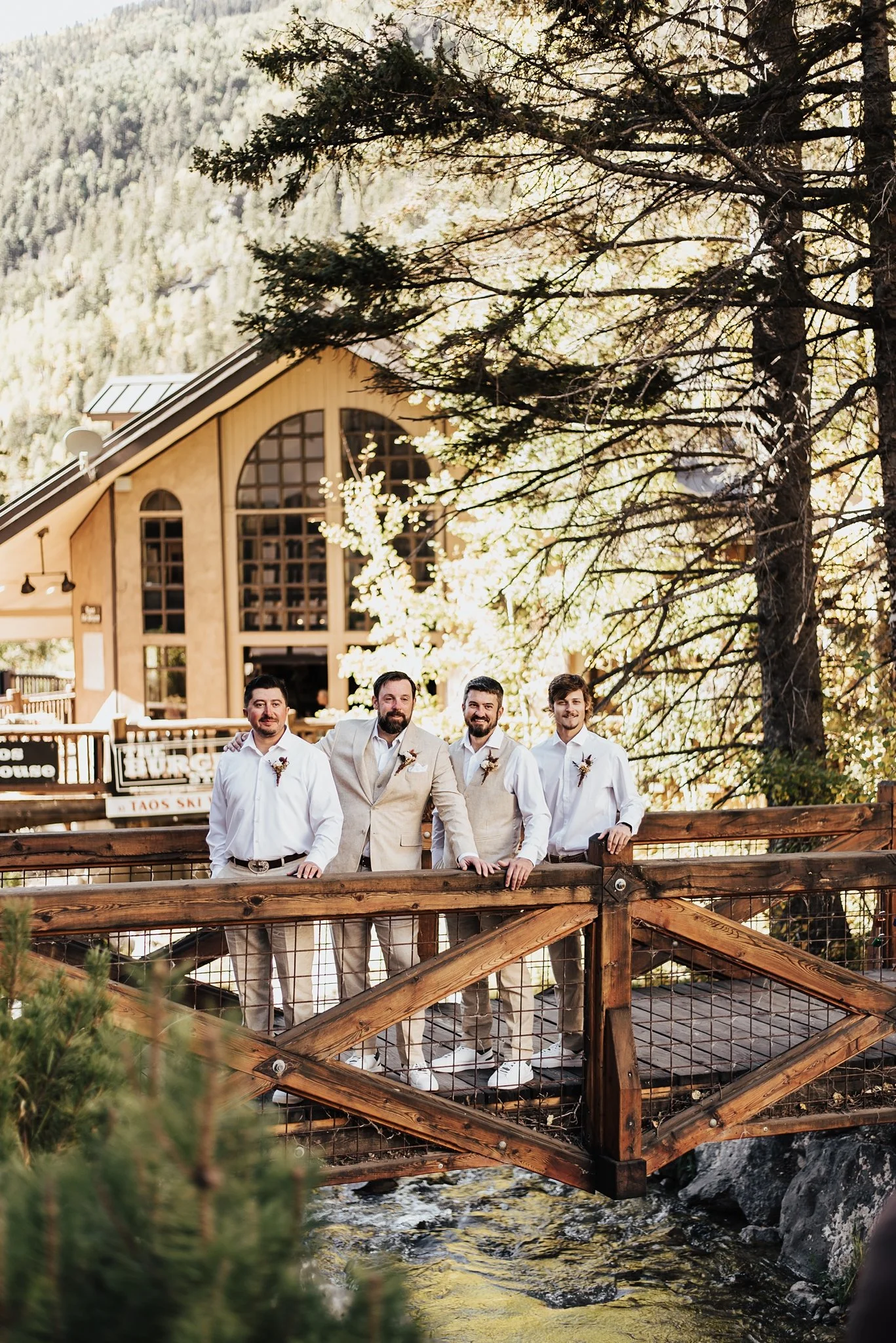 Alicia+lucia+photography+-+taos+wedding+-+taos+ski+valley+-+ski+resort+wedding_0080.jpg