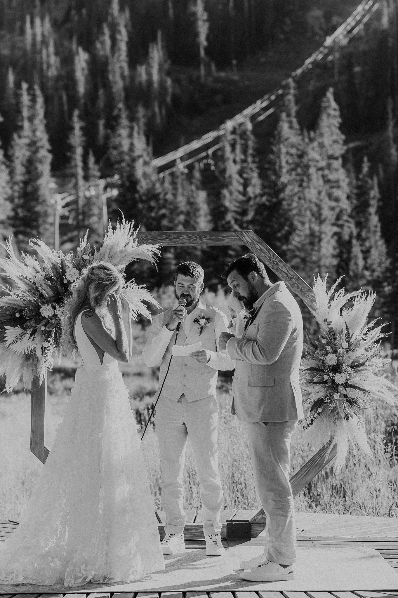Alicia+lucia+photography+-+taos+wedding+-+taos+ski+valley+-+ski+resort+wedding_0105.jpg