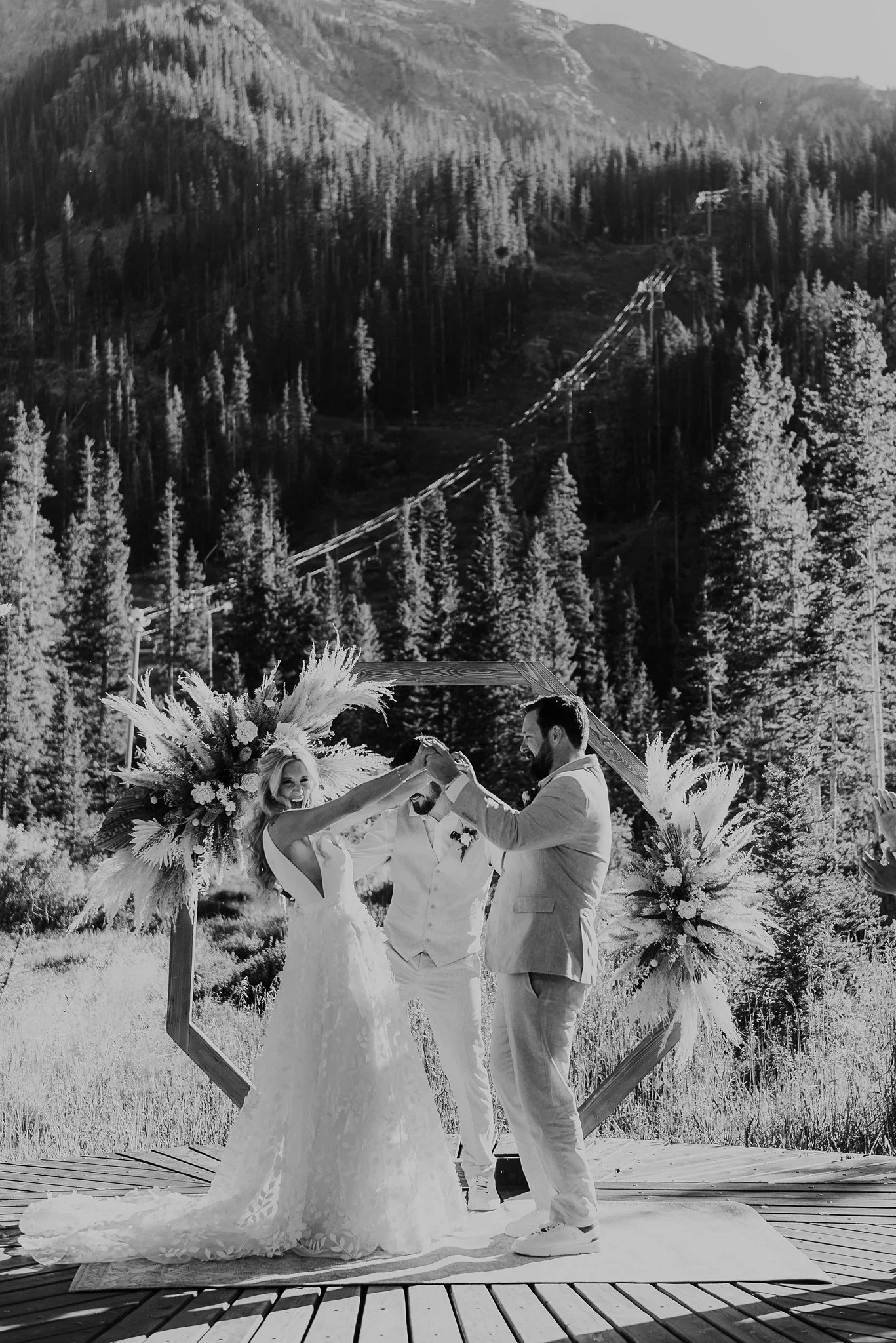 Alicia+lucia+photography+-+taos+wedding+-+taos+ski+valley+-+ski+resort+wedding_0116.jpg