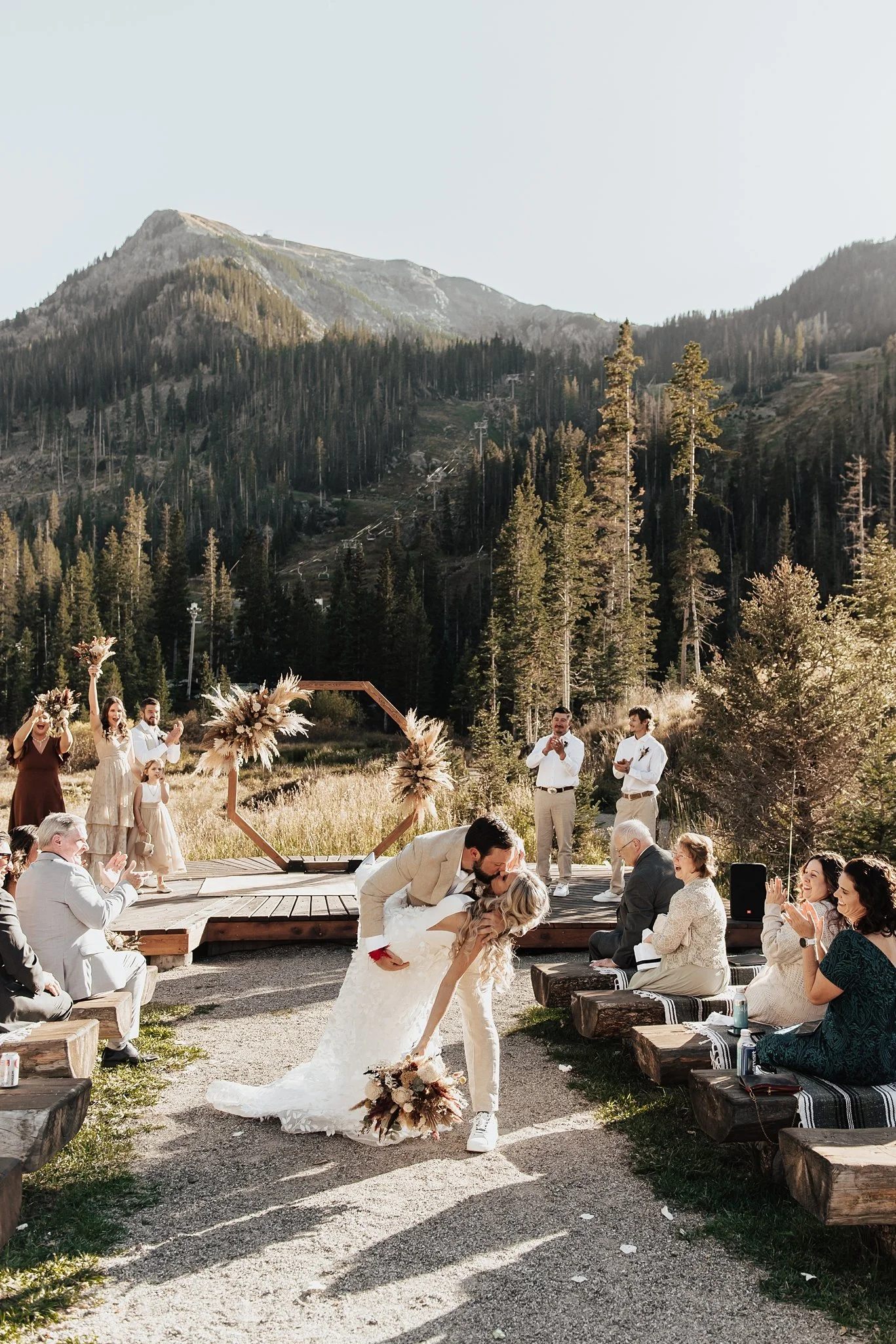 Alicia+lucia+photography+-+taos+wedding+-+taos+ski+valley+-+ski+resort+wedding_0127.jpg