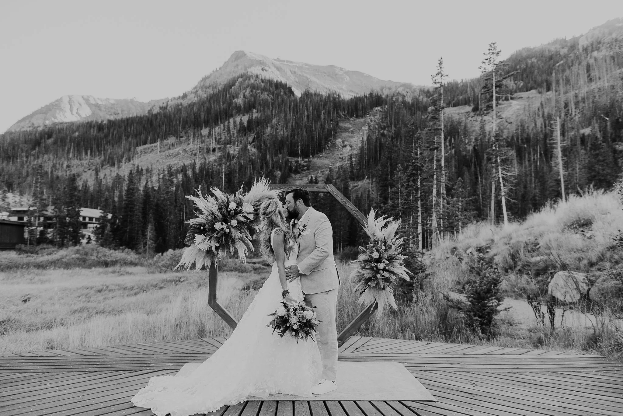 Alicia+lucia+photography+-+taos+wedding+-+taos+ski+valley+-+ski+resort+wedding_0132.jpg