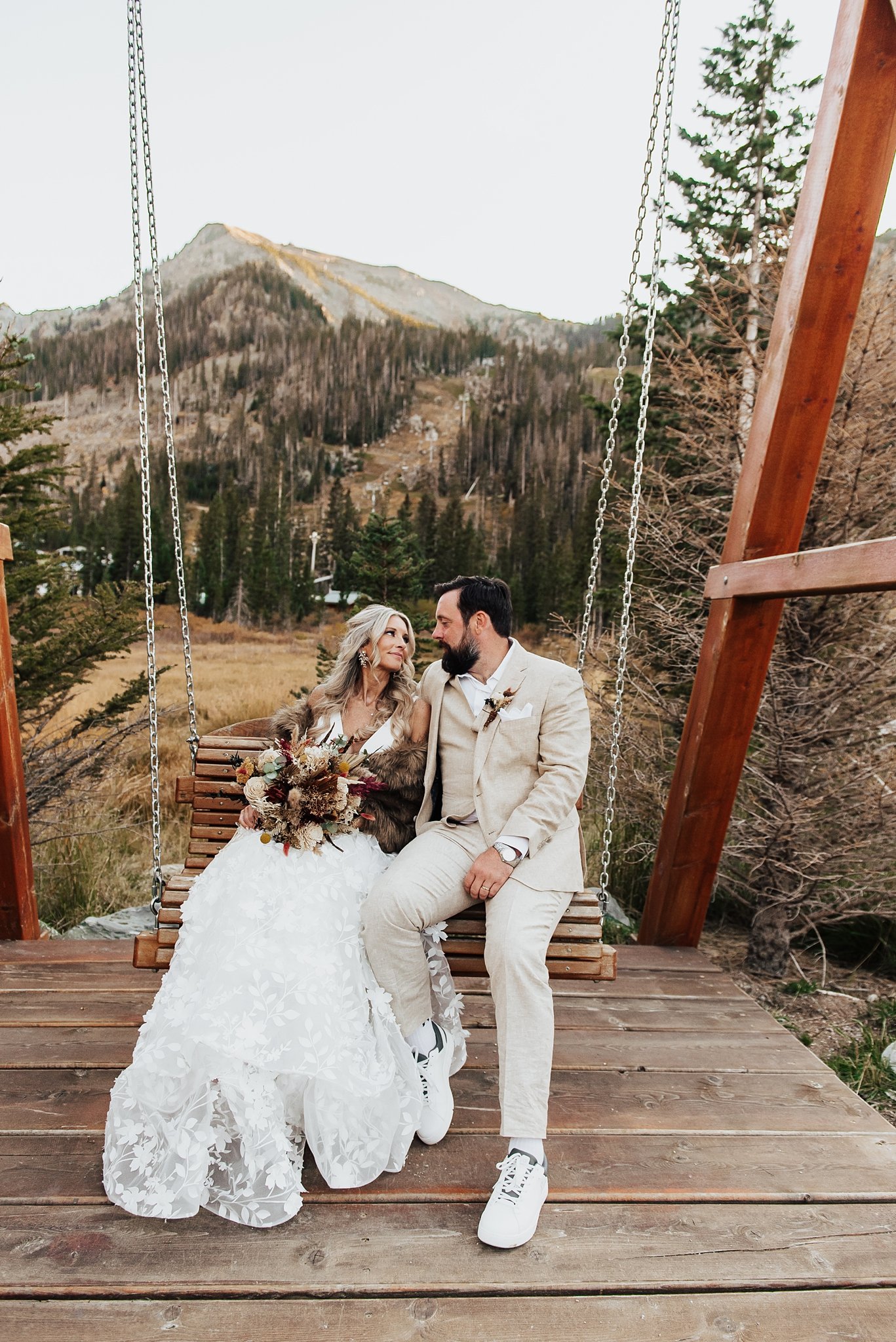 Alicia+lucia+photography+-+taos+wedding+-+taos+ski+valley+-+ski+resort+wedding_0147.jpg