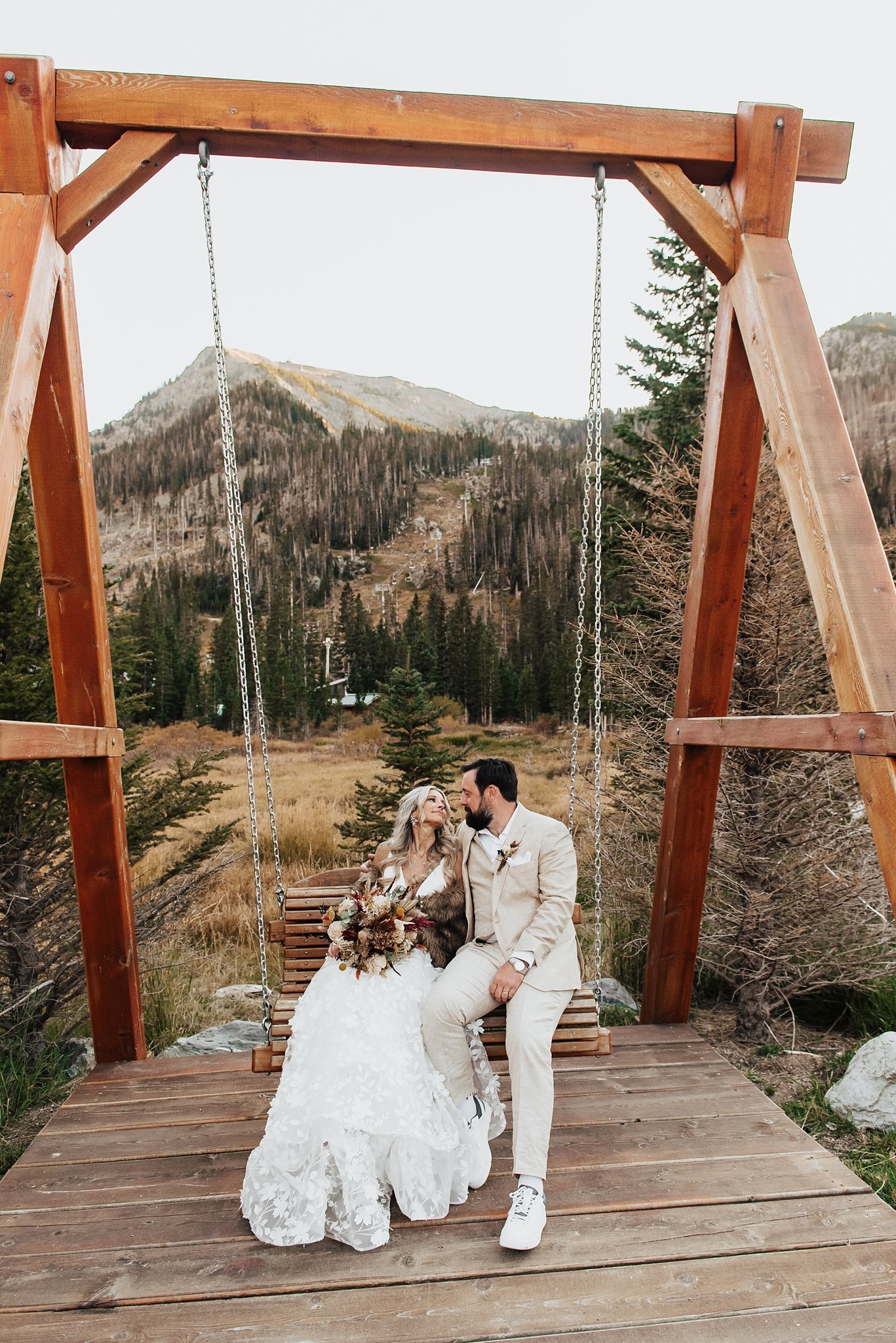 Alicia+lucia+photography+-+taos+wedding+-+taos+ski+valley+-+ski+resort+wedding_0150.jpg
