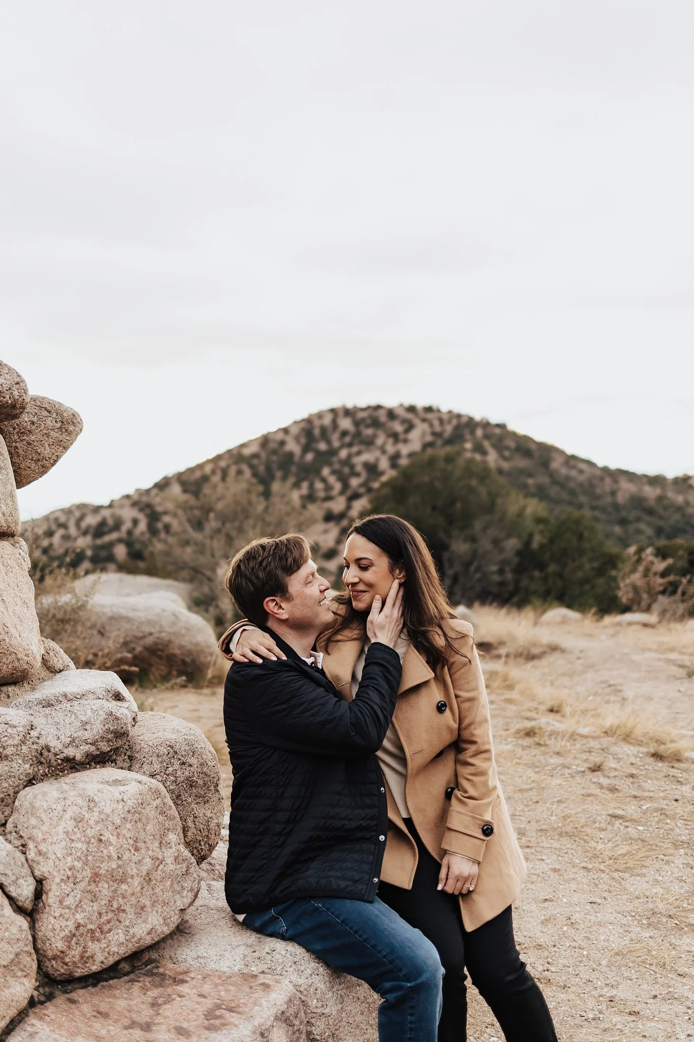 Alicia+lucia+photography+-+desert+engagement+-+mountain+engagement+-+southwest+engagement_0009.jpg