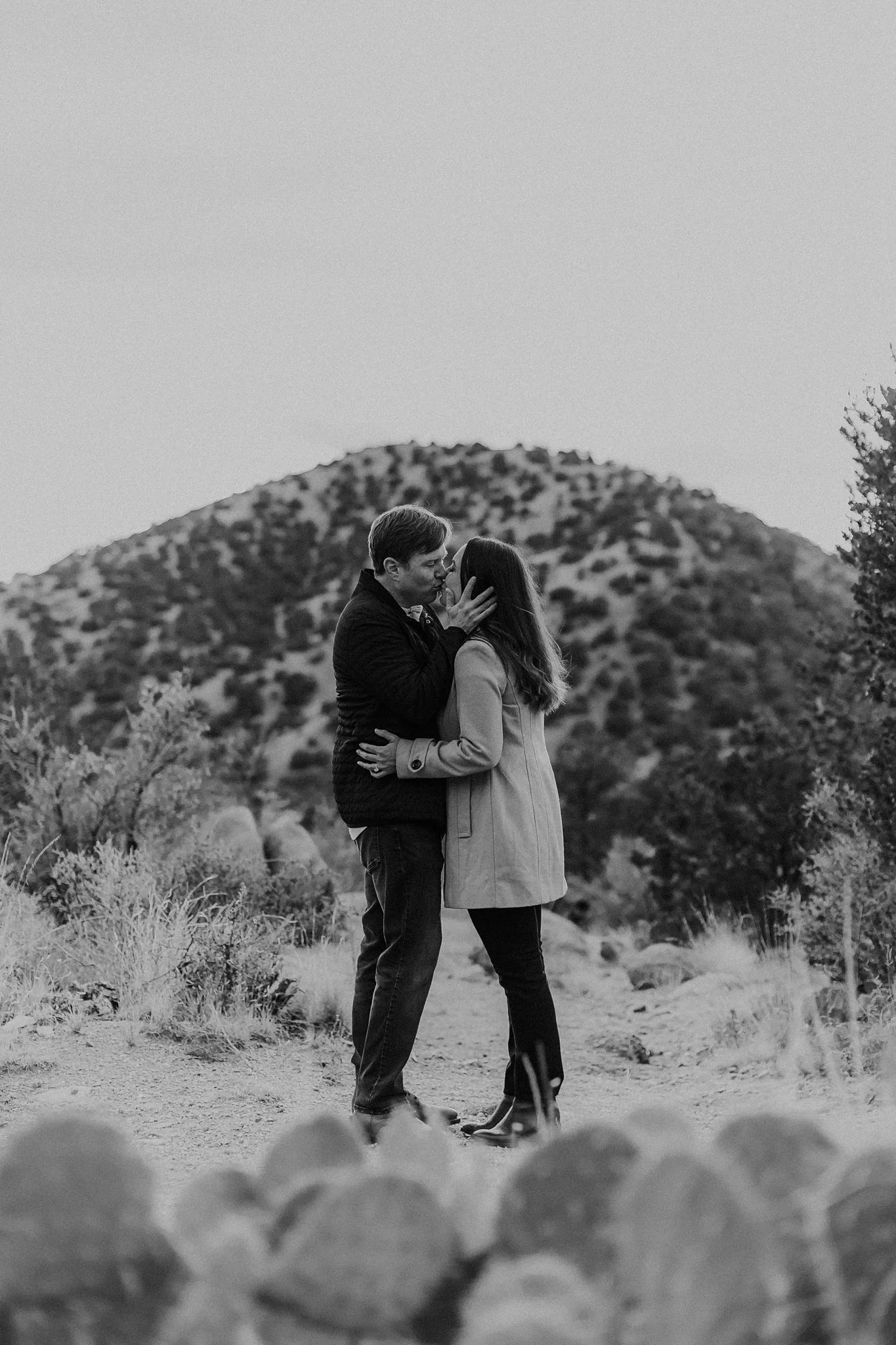 Alicia+lucia+photography+-+desert+engagement+-+mountain+engagement+-+southwest+engagement_0020.jpg