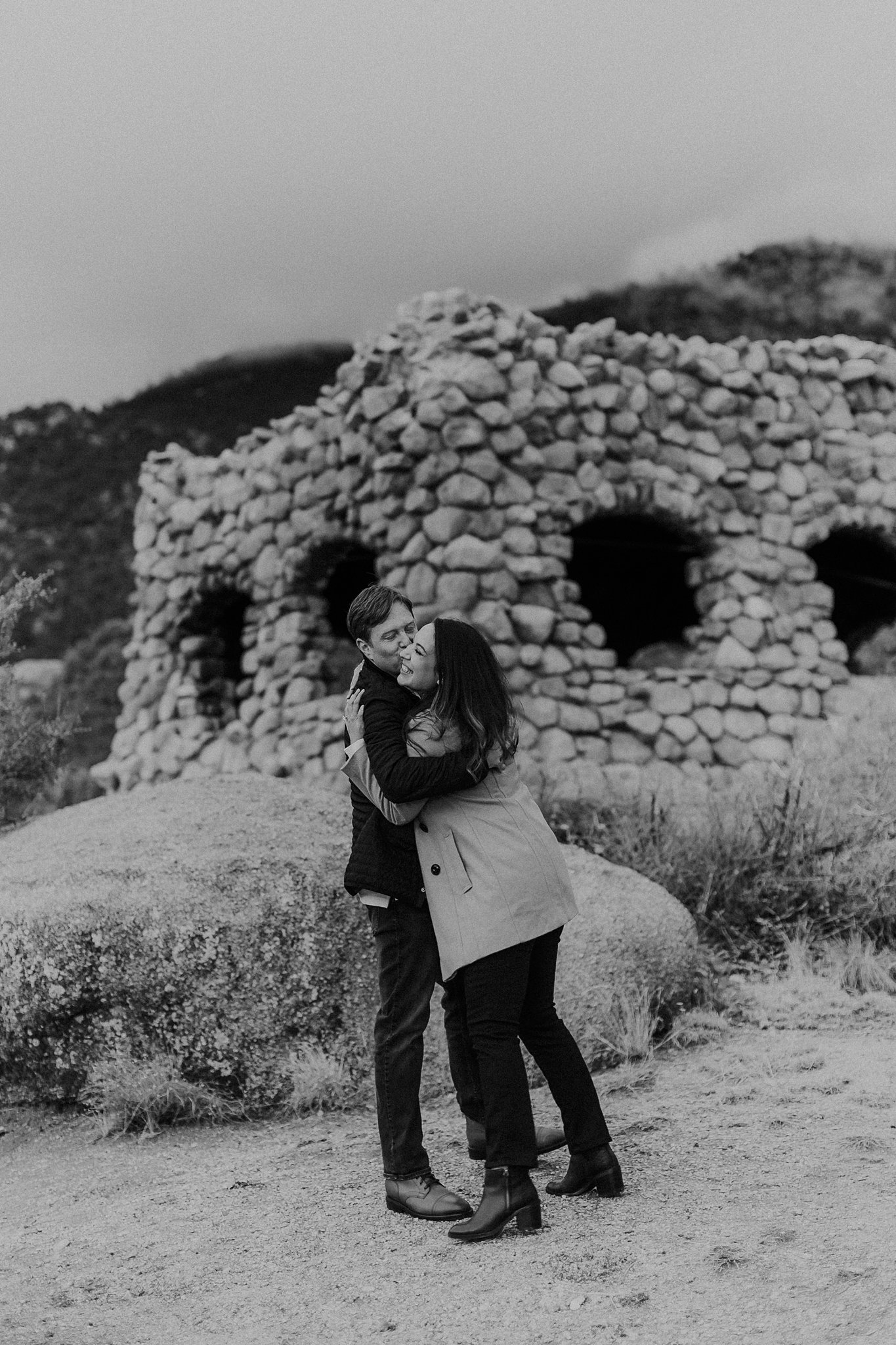 Alicia+lucia+photography+-+desert+engagement+-+mountain+engagement+-+southwest+engagement_0029.jpg
