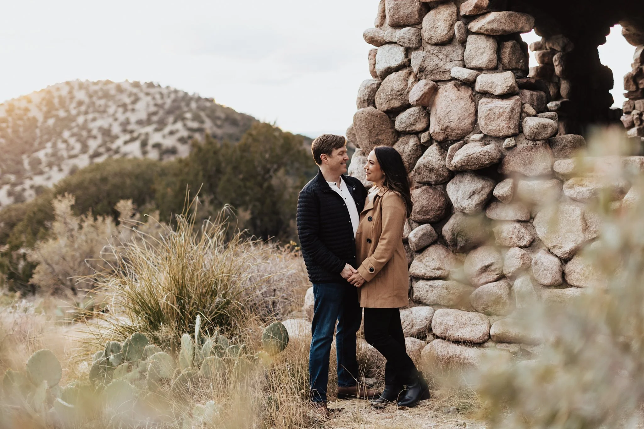 Alicia+lucia+photography+-+desert+engagement+-+mountain+engagement+-+southwest+engagement_0059.jpg