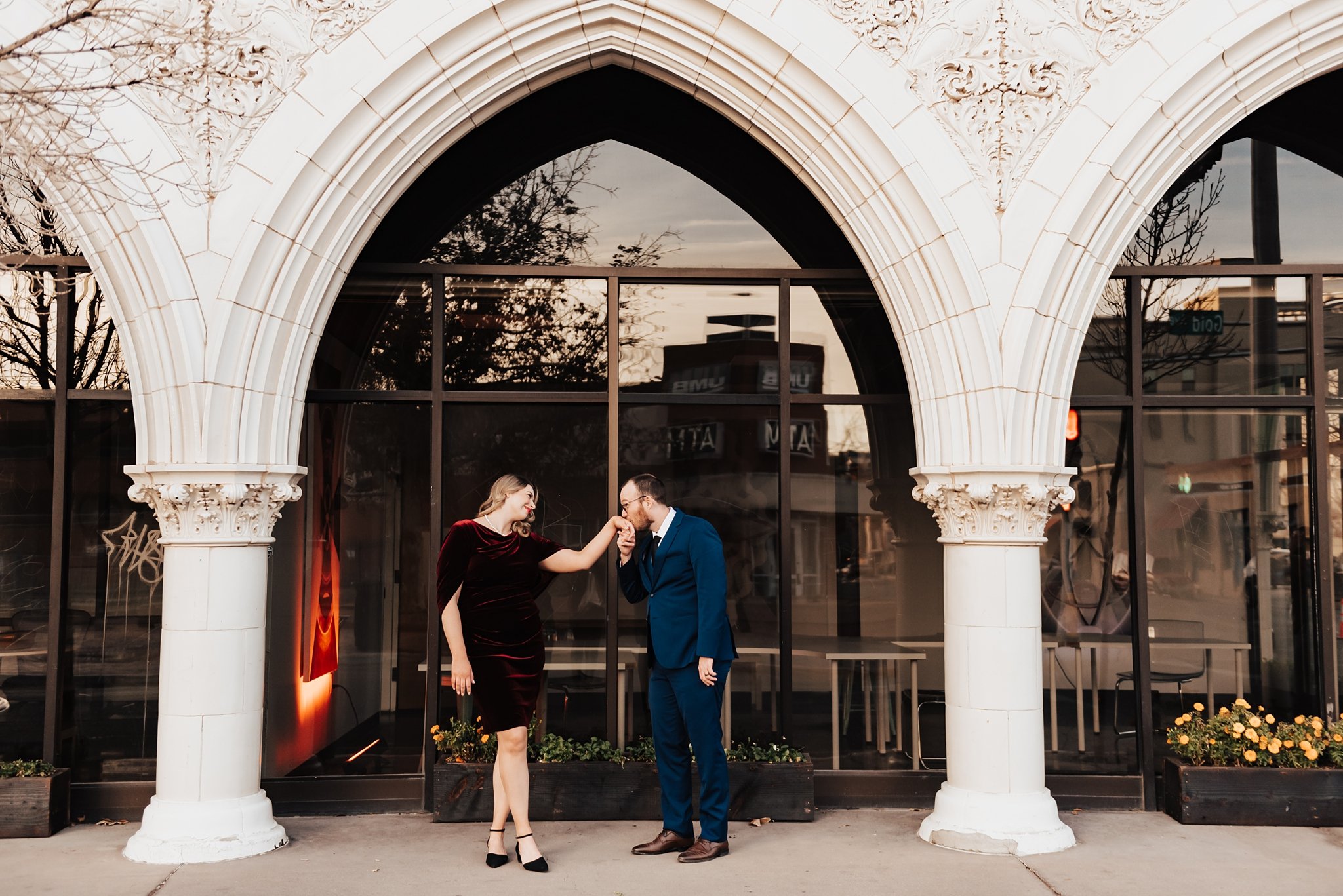 Alicia+lucia+photography+-+villa+de+san+rafael+-+hotel+andaluz+-+downtown+albuquerque+wedding_0031.jpg