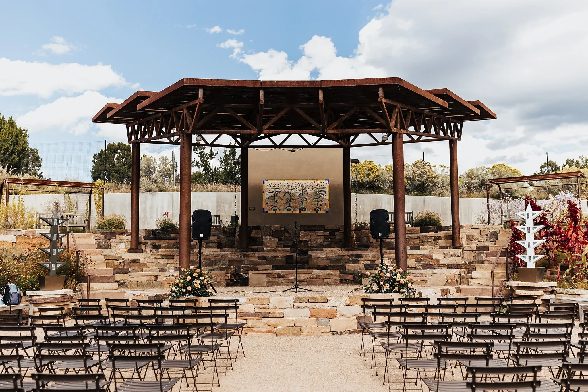 Alicia+lucia+photography+-+destination+wedding+-+botanical+garden+wedding+-+santa+fe+botanical+garden+-+santa+fe+plaza_0004.jpg