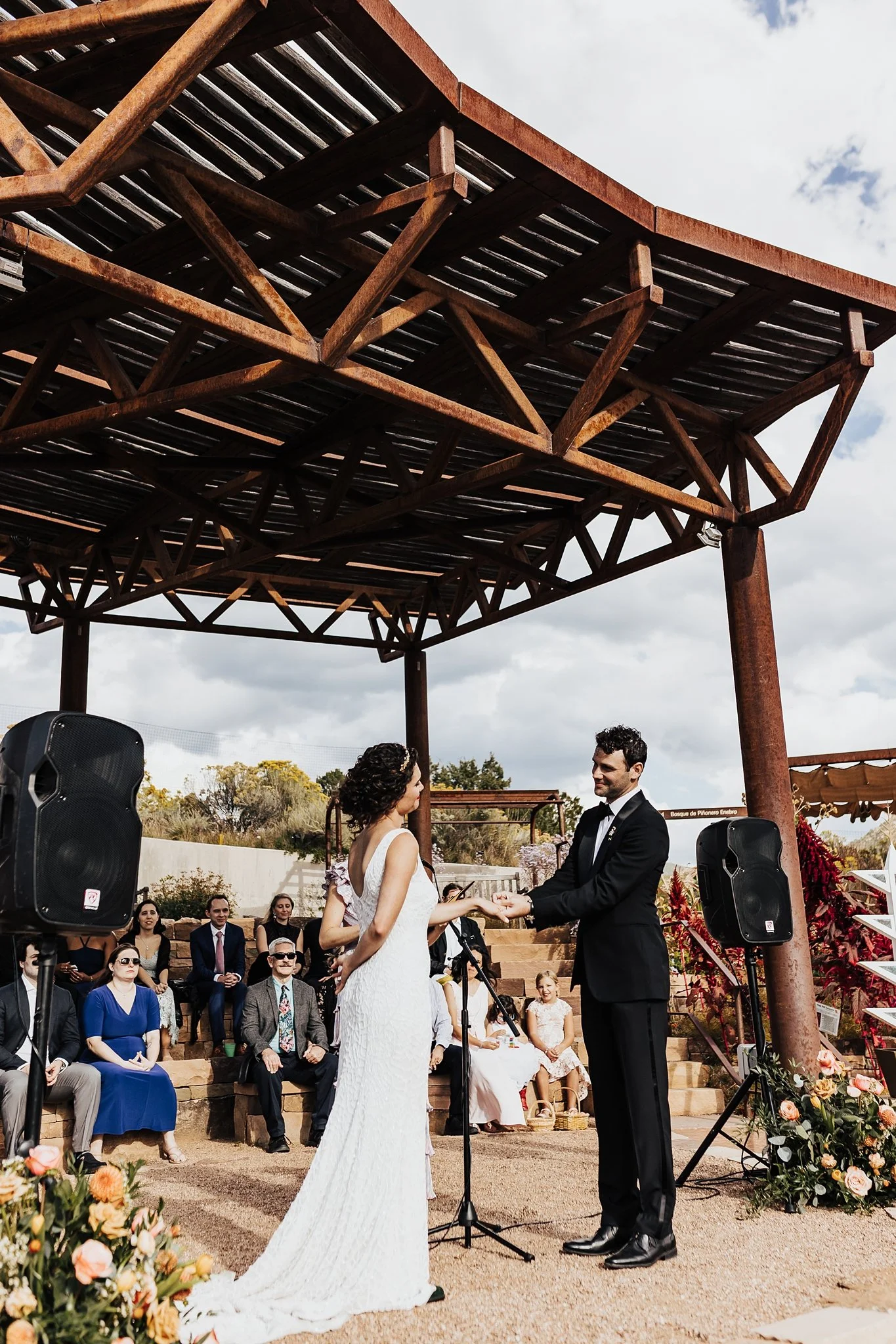 Alicia+lucia+photography+-+destination+wedding+-+botanical+garden+wedding+-+santa+fe+botanical+garden+-+santa+fe+plaza_0037.jpg
