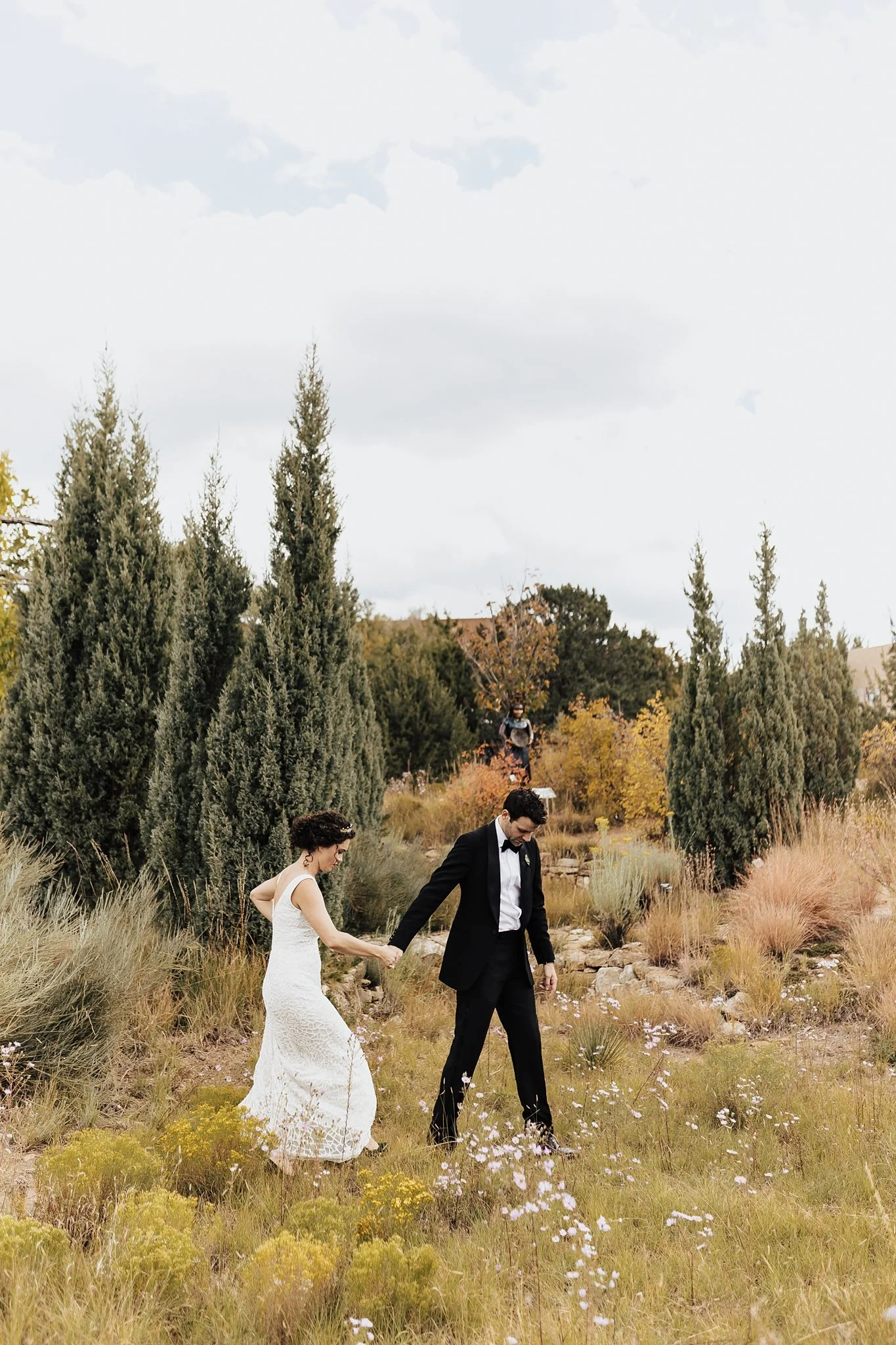 Alicia+lucia+photography+-+destination+wedding+-+botanical+garden+wedding+-+santa+fe+botanical+garden+-+santa+fe+plaza_0079.jpg