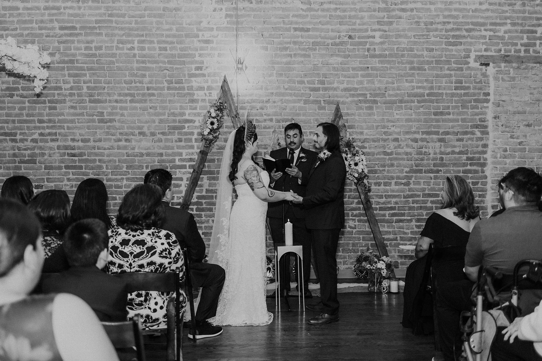 Alicia+lucia+photography+-+destination+wedding+-+dia+de+los+muertos+-+albuquerque+wedding_0021.jpg