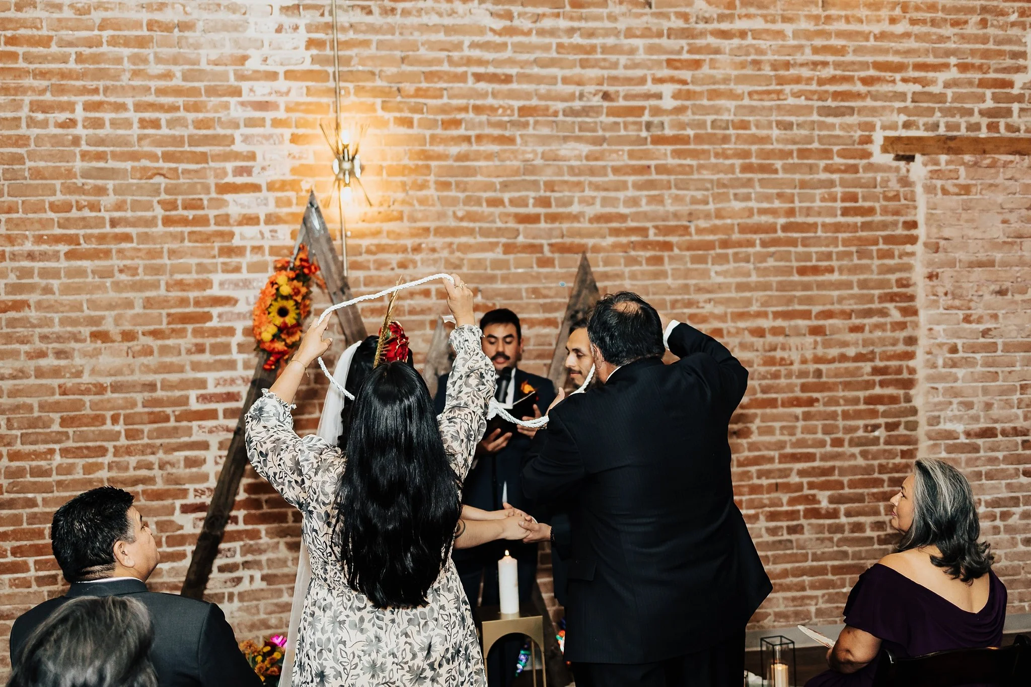 Alicia+lucia+photography+-+destination+wedding+-+dia+de+los+muertos+-+albuquerque+wedding_0023.jpg
