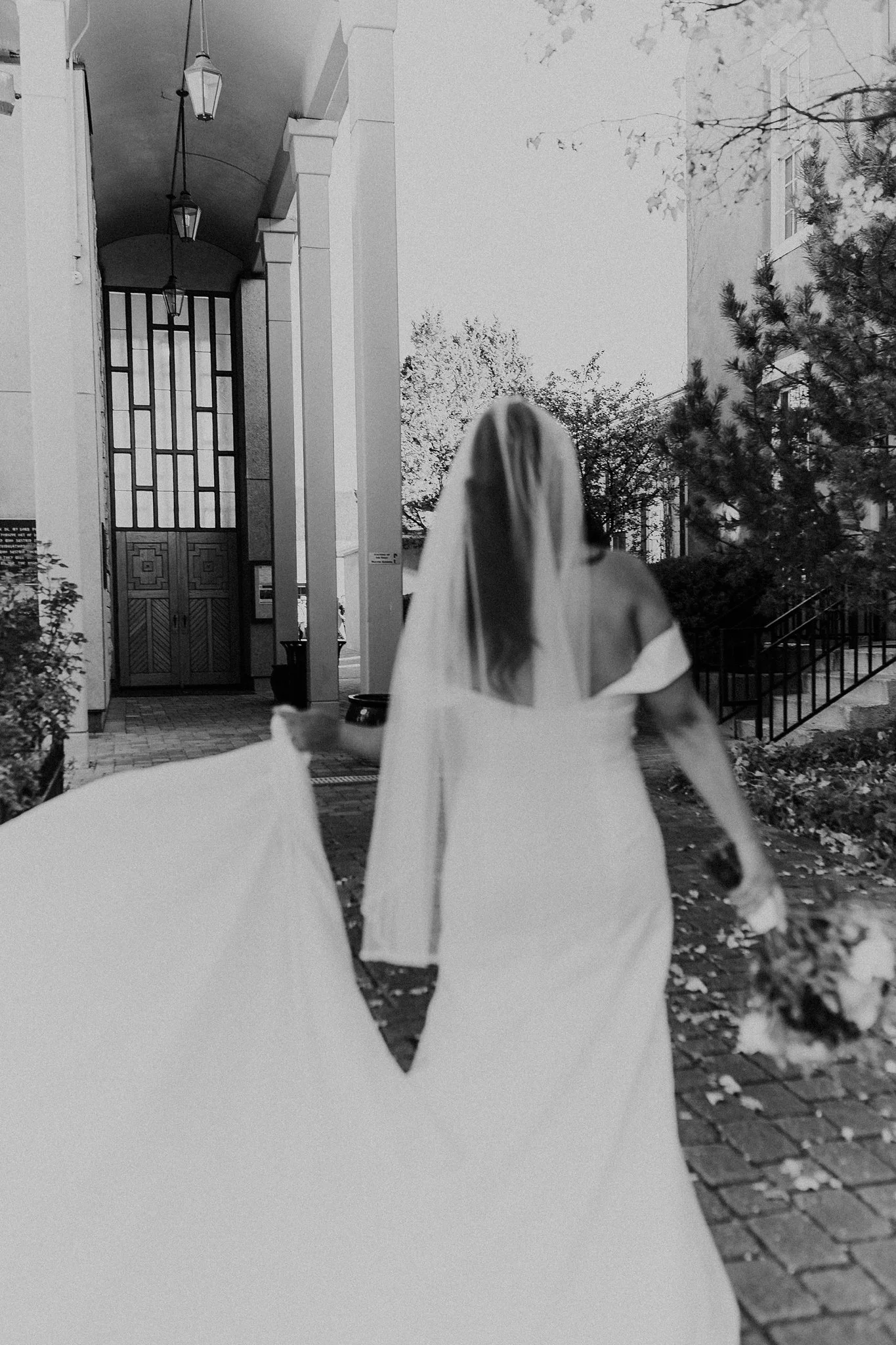 Alicia+lucia+photography+-+santa+fe+wedding+-+santa+fe+plaza+-+la+fondaa+wedding_0133.jpg