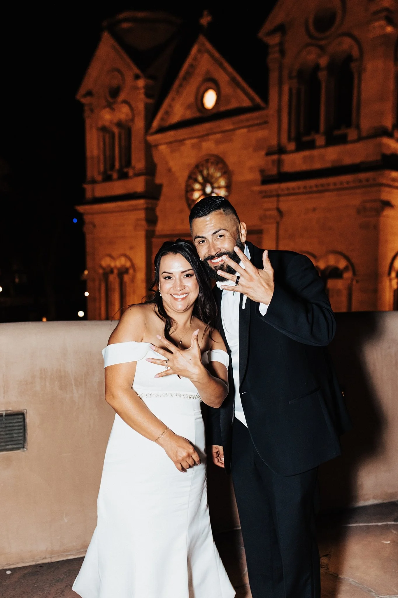 Alicia+lucia+photography+-+santa+fe+wedding+-+santa+fe+plaza+-+la+fondaa+wedding_0181.jpg