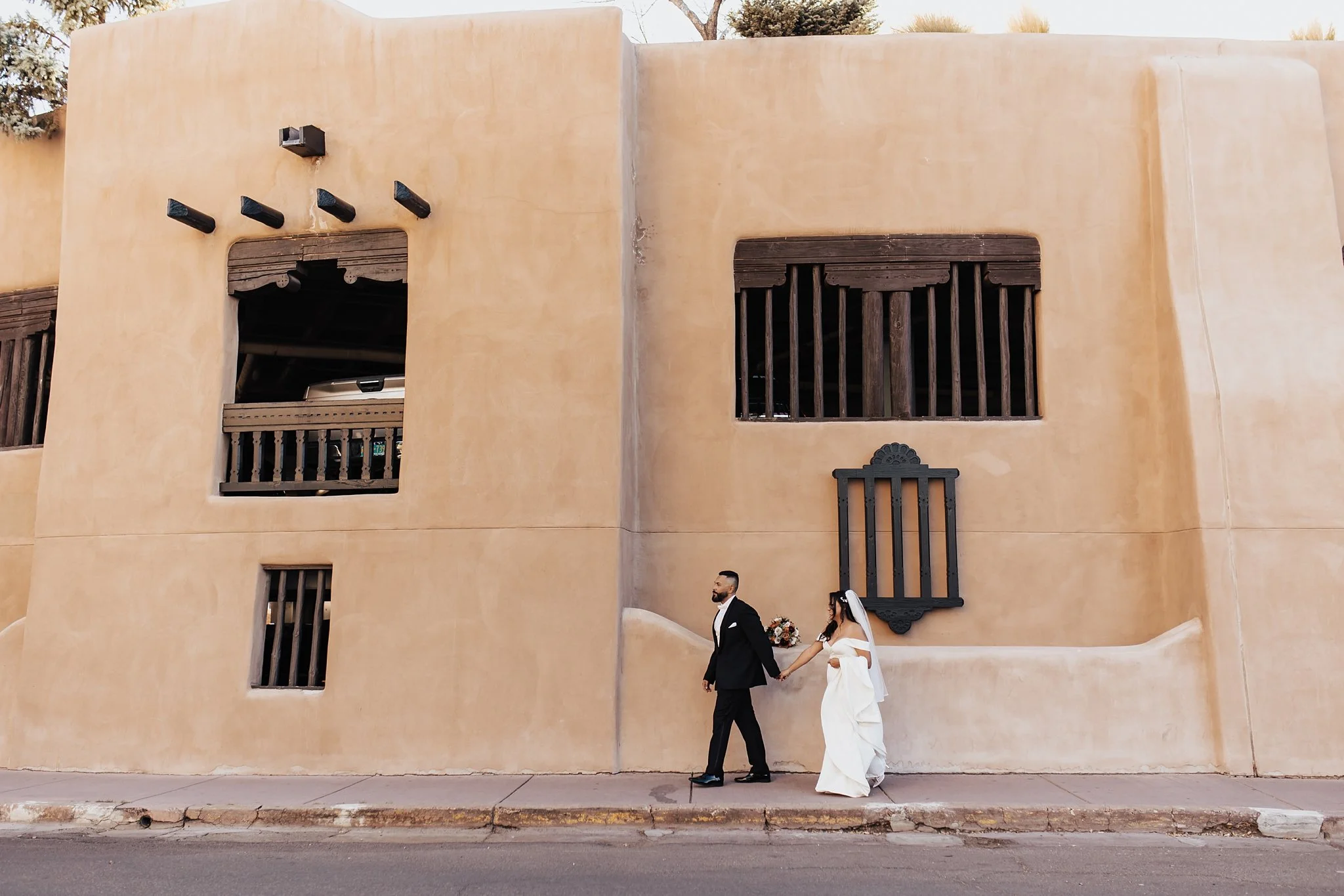 Anna + David, a Cozy La Fonda Wedding