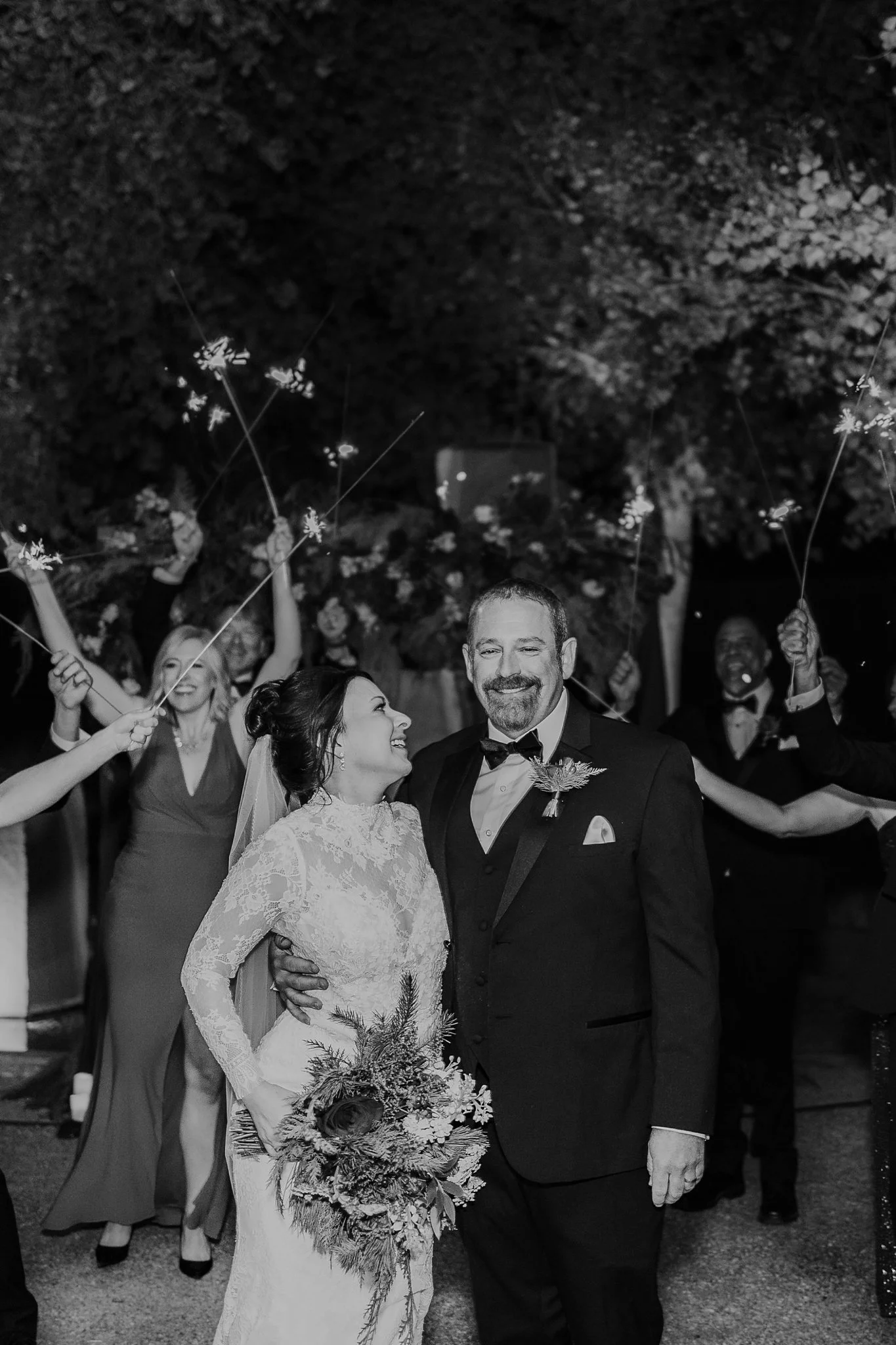 Honey + Jackson, a Glittering New Year’s Eve Wedding at Hotel Chaco