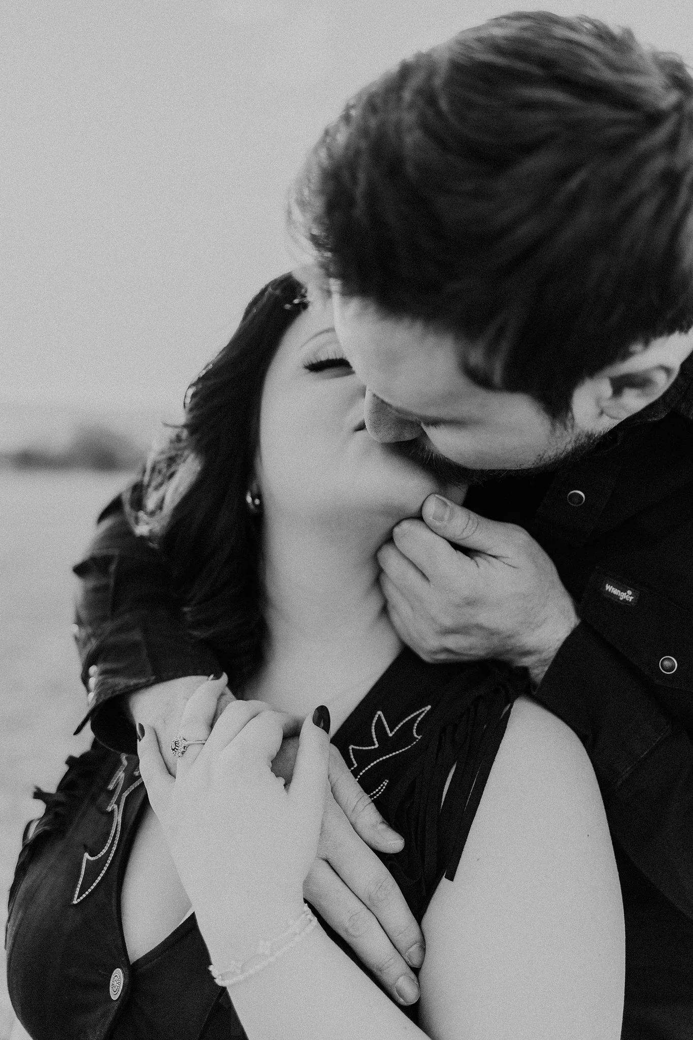 Alicia+lucia+photography+-+desert+engagement+-+southwest+engagement+-+santa+fe+wedding_0051.jpg