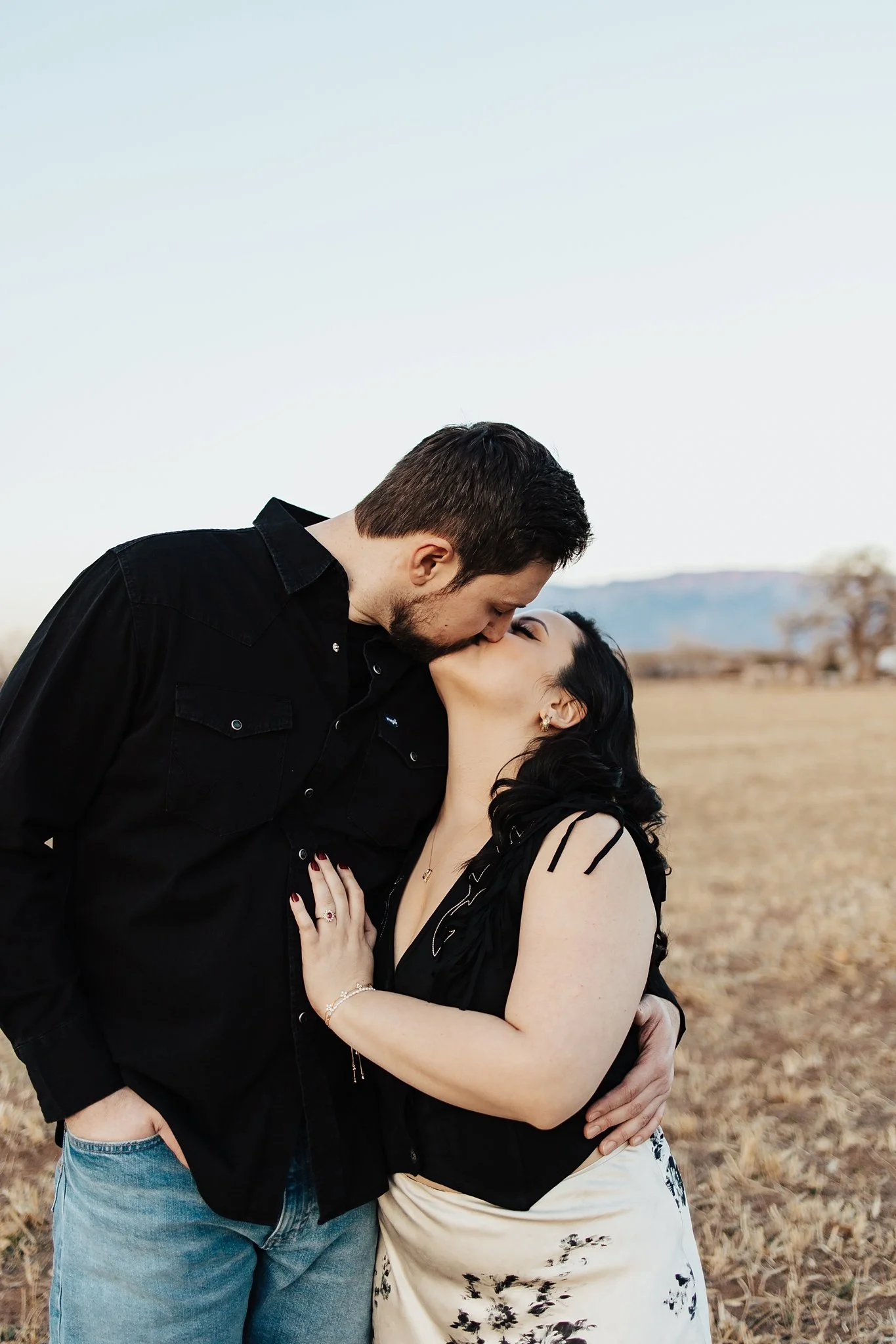 Alicia+lucia+photography+-+desert+engagement+-+southwest+engagement+-+santa+fe+wedding_0064.jpg