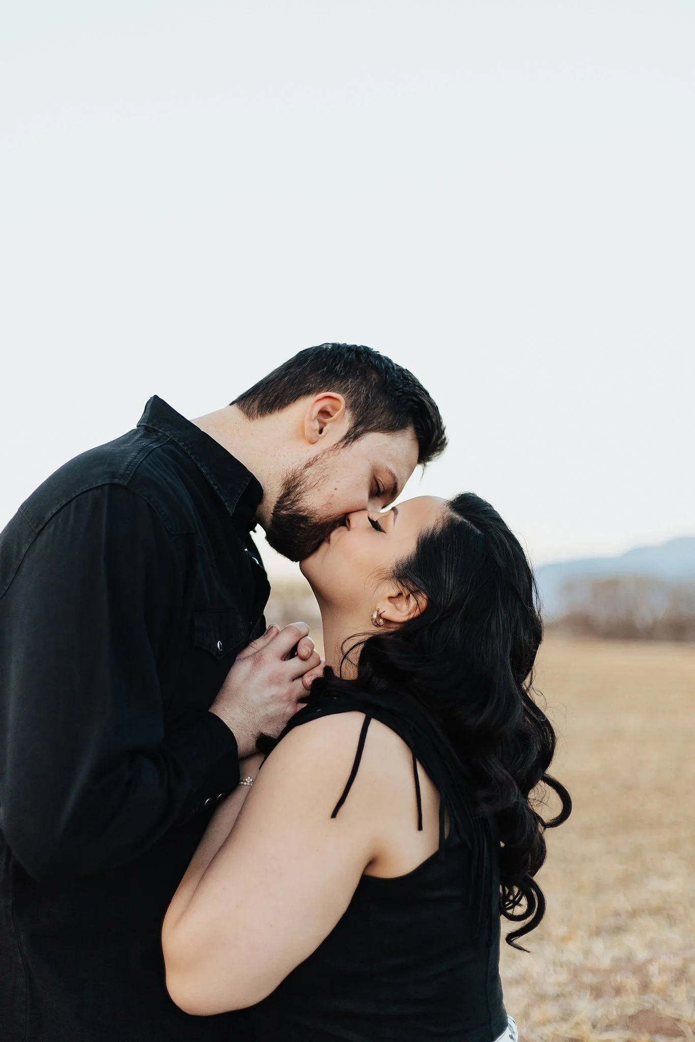 Alicia+lucia+photography+-+desert+engagement+-+southwest+engagement+-+santa+fe+wedding_0068.jpg