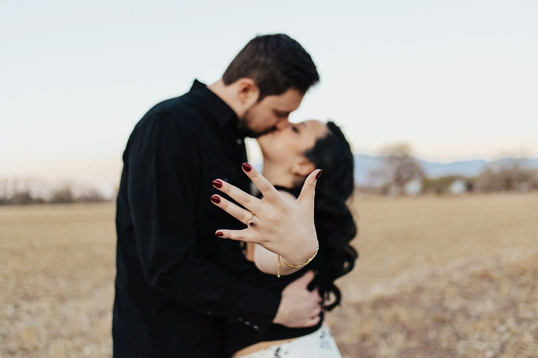 Alicia+lucia+photography+-+desert+engagement+-+southwest+engagement+-+santa+fe+wedding_0081.jpg