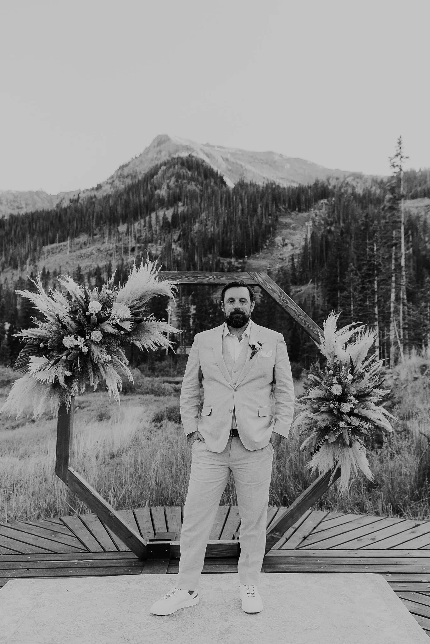 Alicia+lucia+photography+-+groom+style+-+destination+wedding+-+southwest+wedding_0039.jpg
