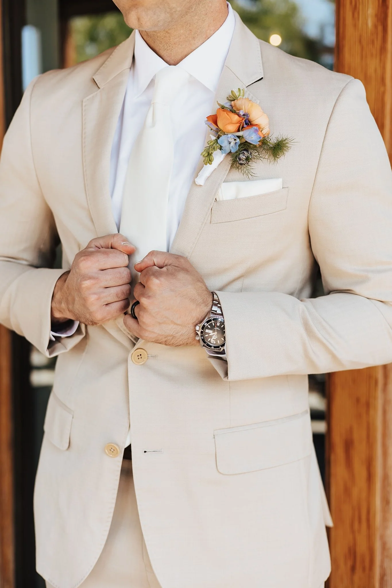 Alicia+lucia+photography+-+groom+style+-+destination+wedding+-+southwest+wedding_0050.jpg