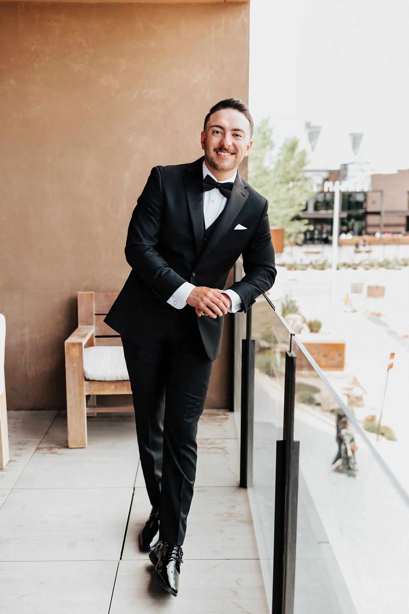 Alicia+lucia+photography+-+groom+style+-+destination+wedding+-+southwest+wedding_0054.jpg