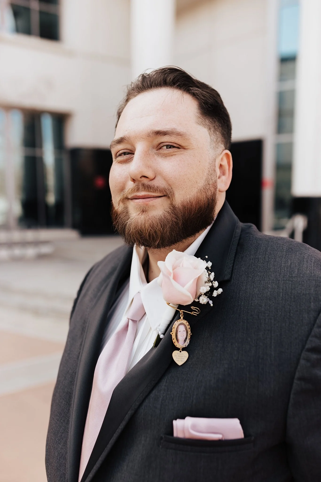 Alicia+lucia+photography+-+groom+style+-+destination+wedding+-+southwest+wedding_0062.jpg