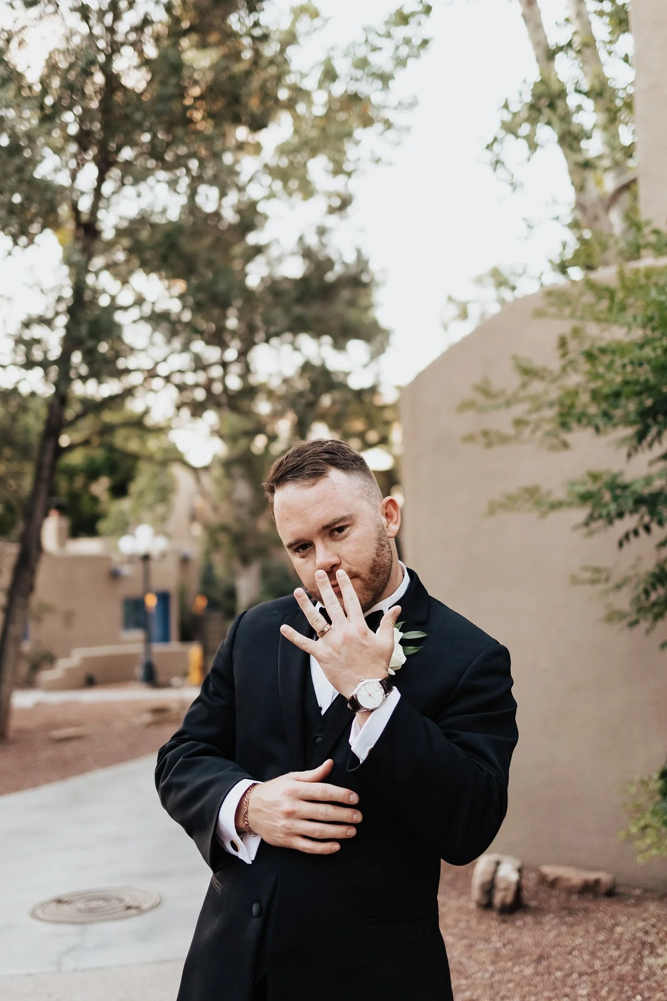 Alicia+lucia+photography+-+groom+style+-+destination+wedding+-+southwest+wedding_0070.jpg