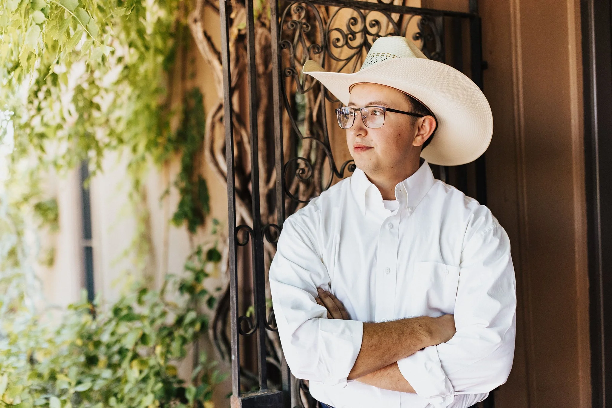 Alicia+lucia+photography+-+groom+style+-+destination+wedding+-+southwest+wedding_0081.jpg