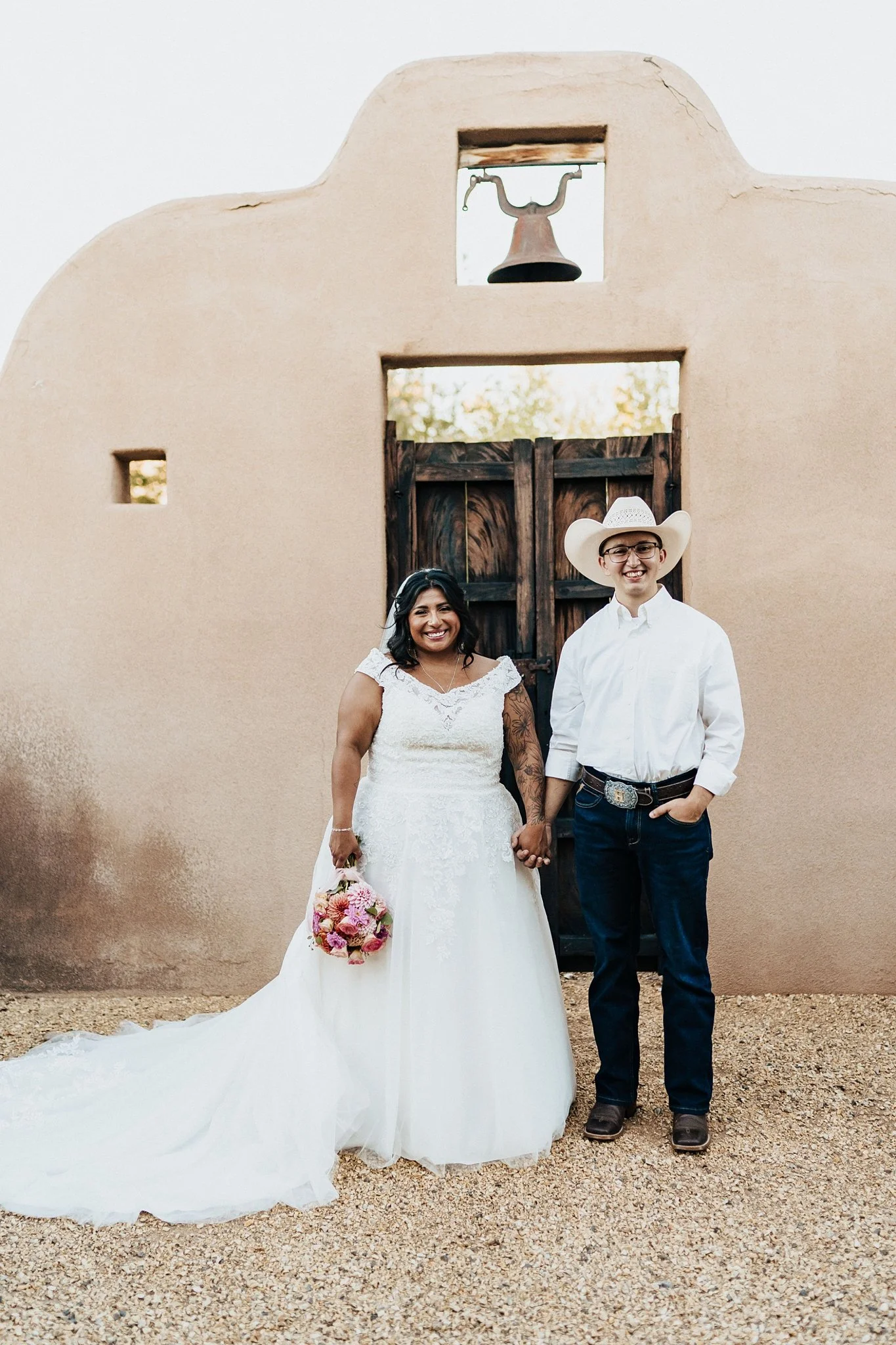 Alicia+lucia+photography+-+groom+style+-+destination+wedding+-+southwest+wedding_0084.jpg