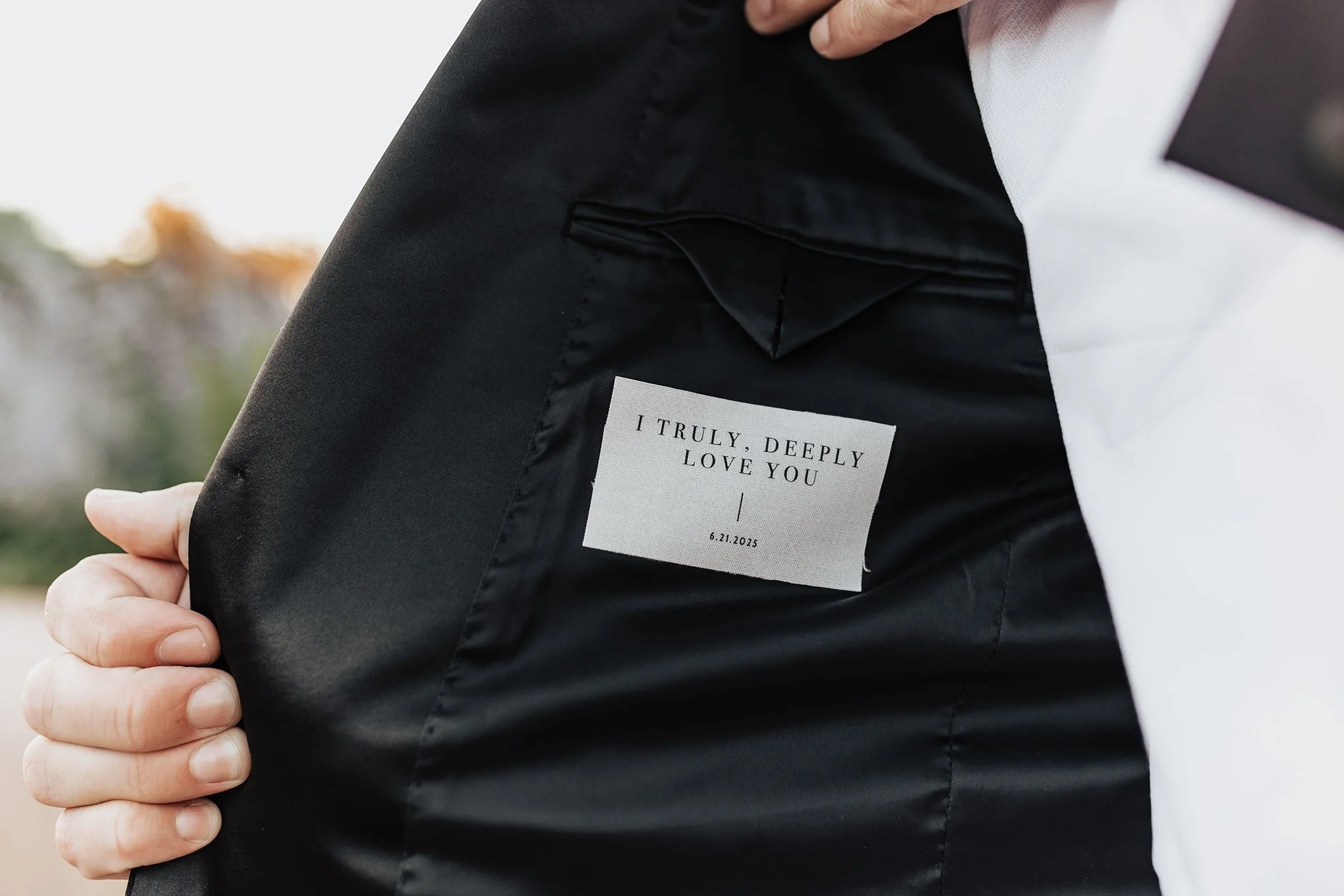 Alicia+lucia+photography+-+groom+style+-+destination+wedding+-+southwest+wedding_0097.jpg