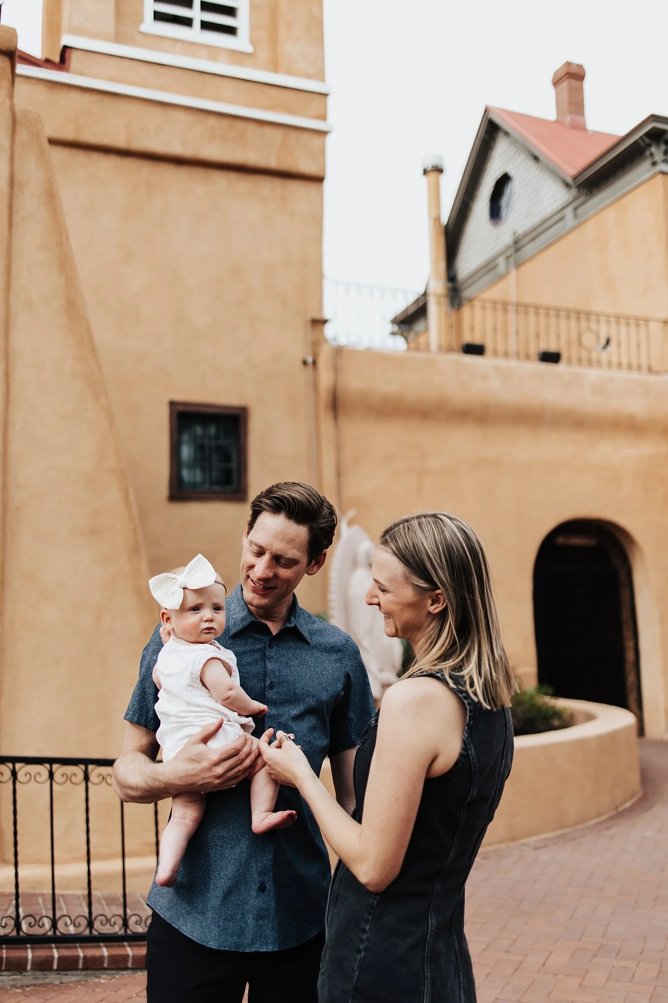 Alicia+lucia+photography+-+old+town+albuquerque+-+new+mexico+wedding+-+santa+fe+wedding_0006.jpg