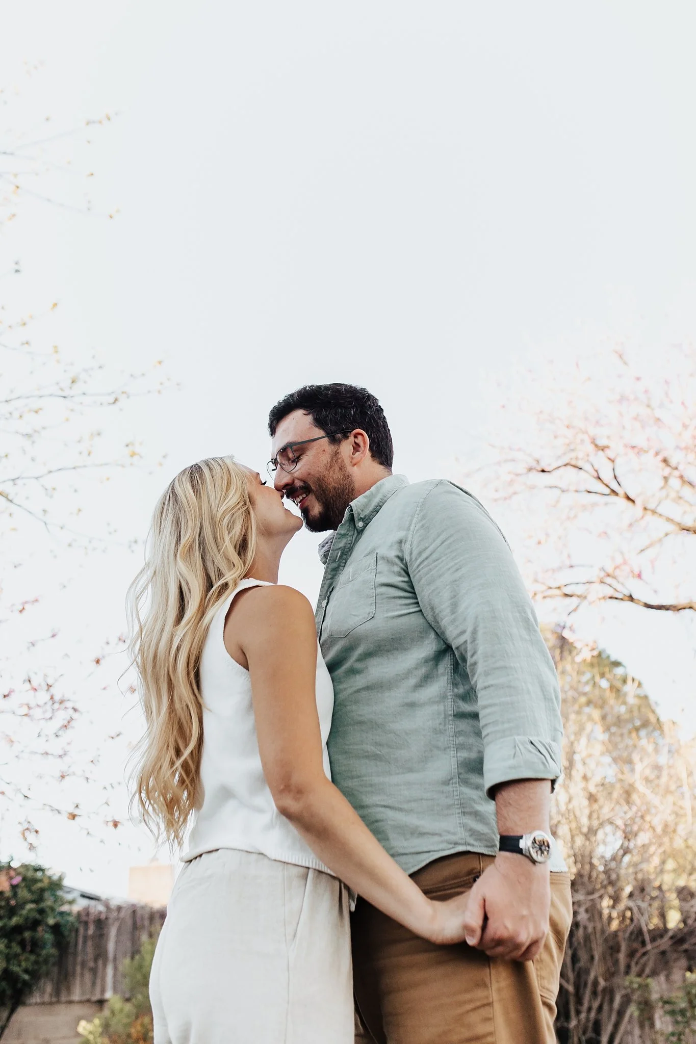 Alicia+lucia+photography+-+home+-+engagement+-+southwest+engagement+-+backyard+wedding_0003.jpg